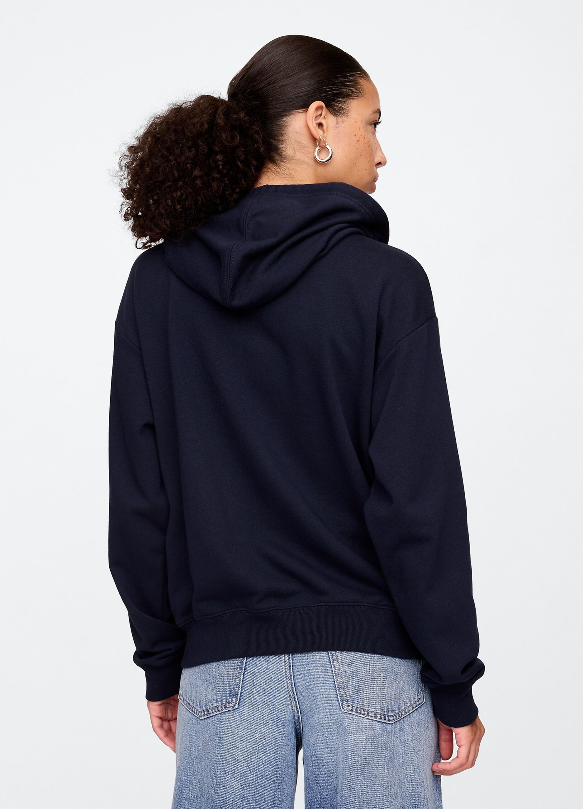 هودي بشعار GAP