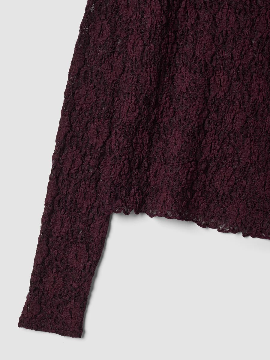 Purple perforated stretch top with stand-up collar_1
