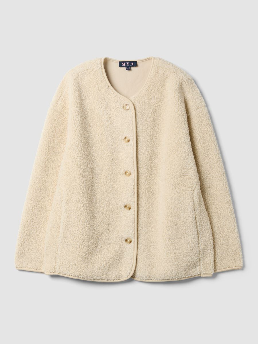 White crew-neck top with buttons_0