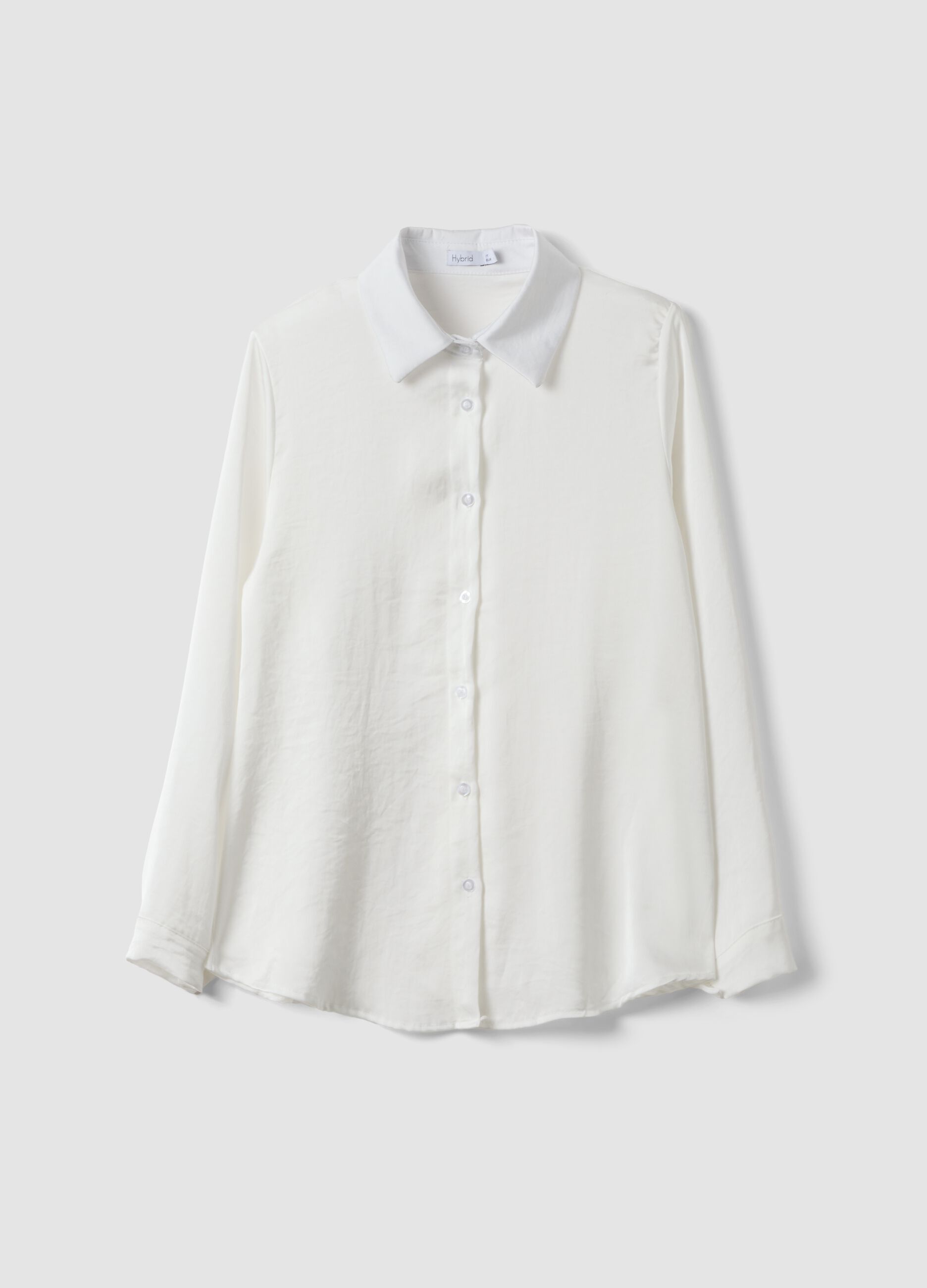 White regular-fit shirt with classic collar