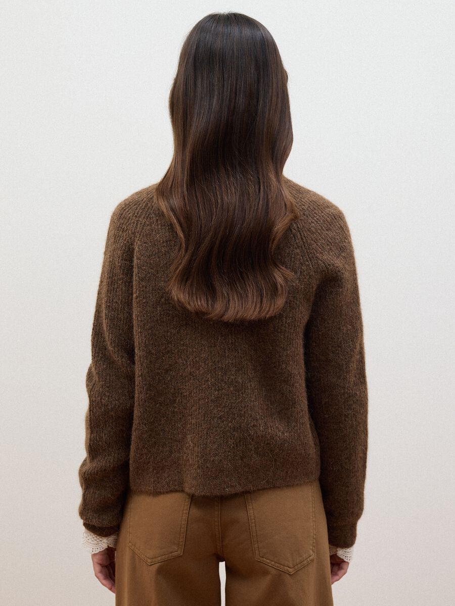 Brown stretchy wool and alpaca crew-neck cardigan_3