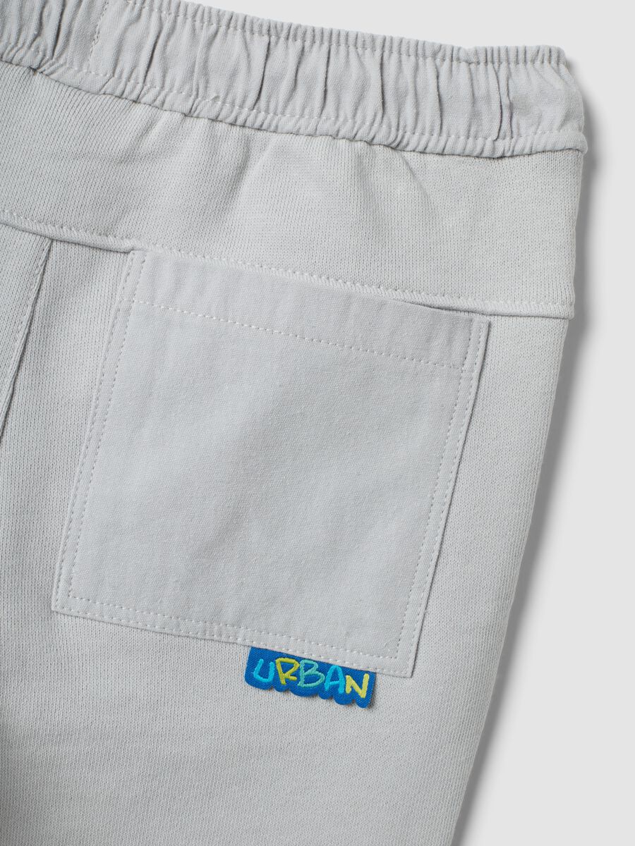 Grey oversized pure cotton jogger trousers for baby boys_3