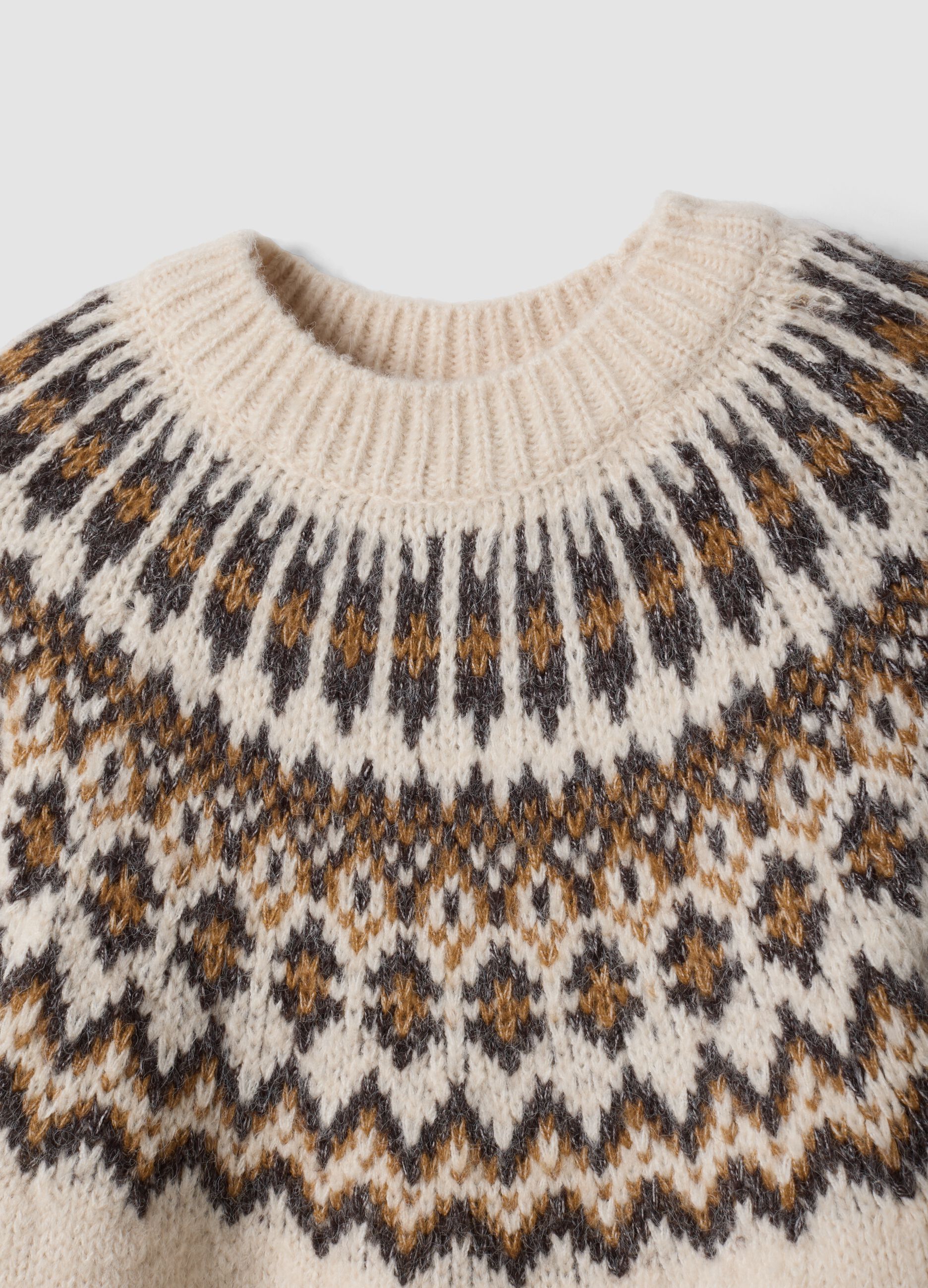 Maglione beige jacquard con Collo rialzato