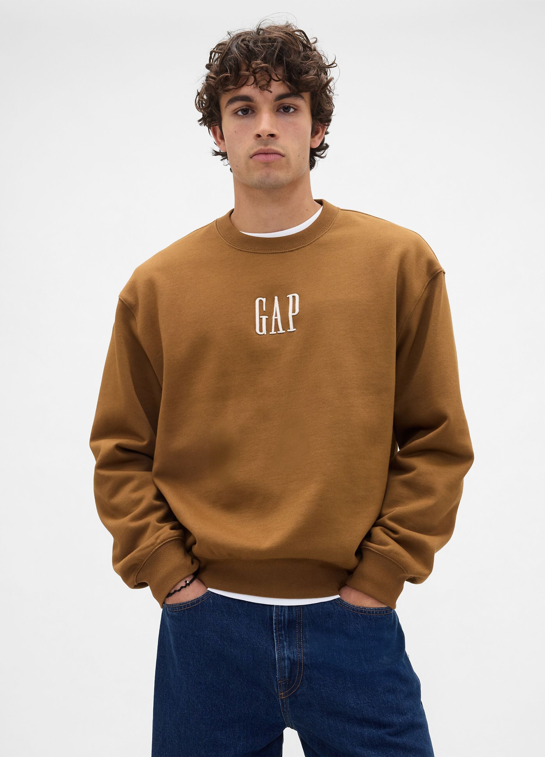 سويت شيرت برقبة دائرية بشعار GAP