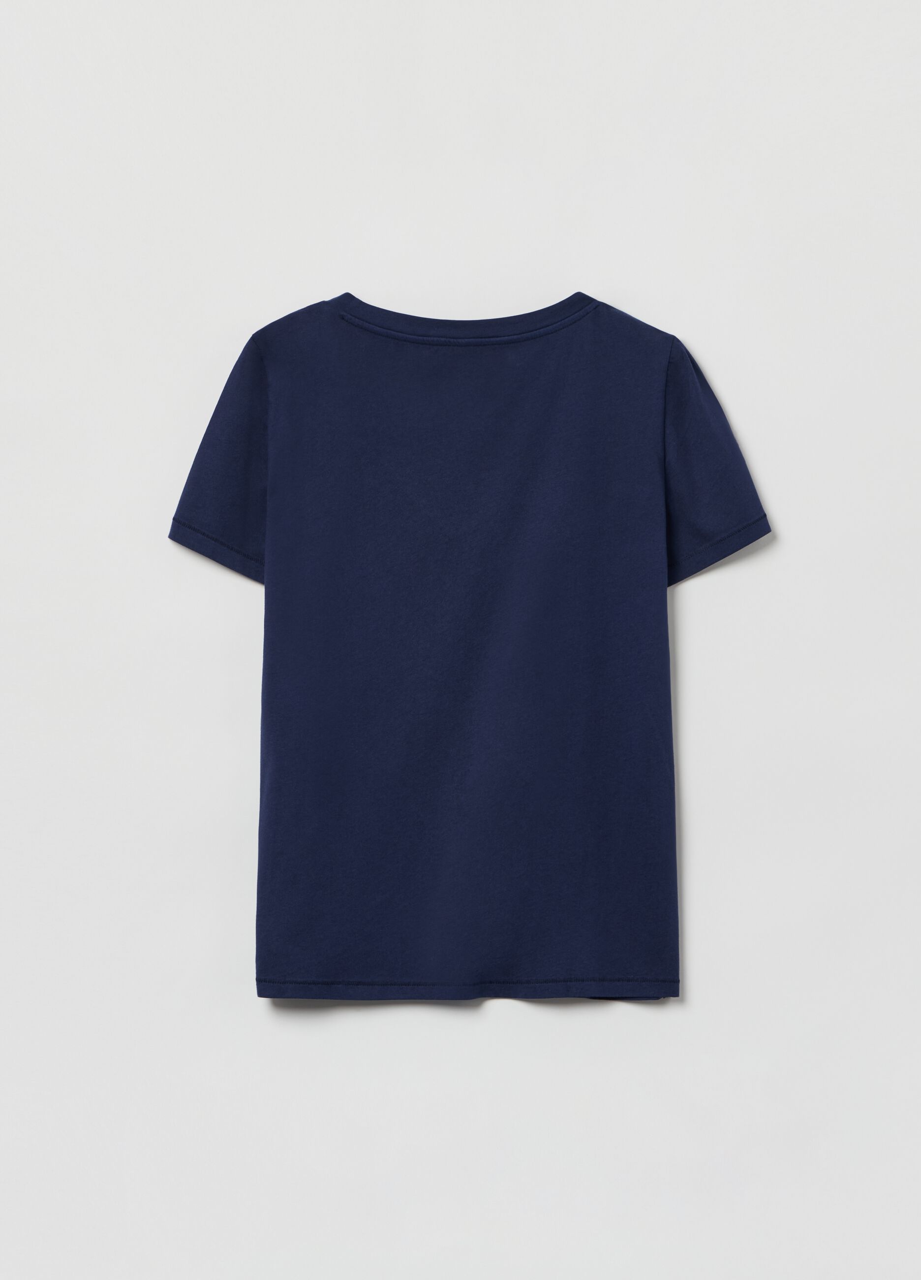 Organic cotton T-shirt with V neck