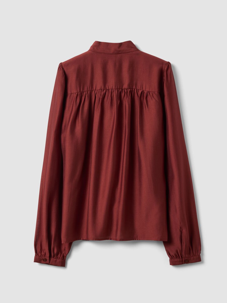 Red viscose-blend shirt with neck tie_2