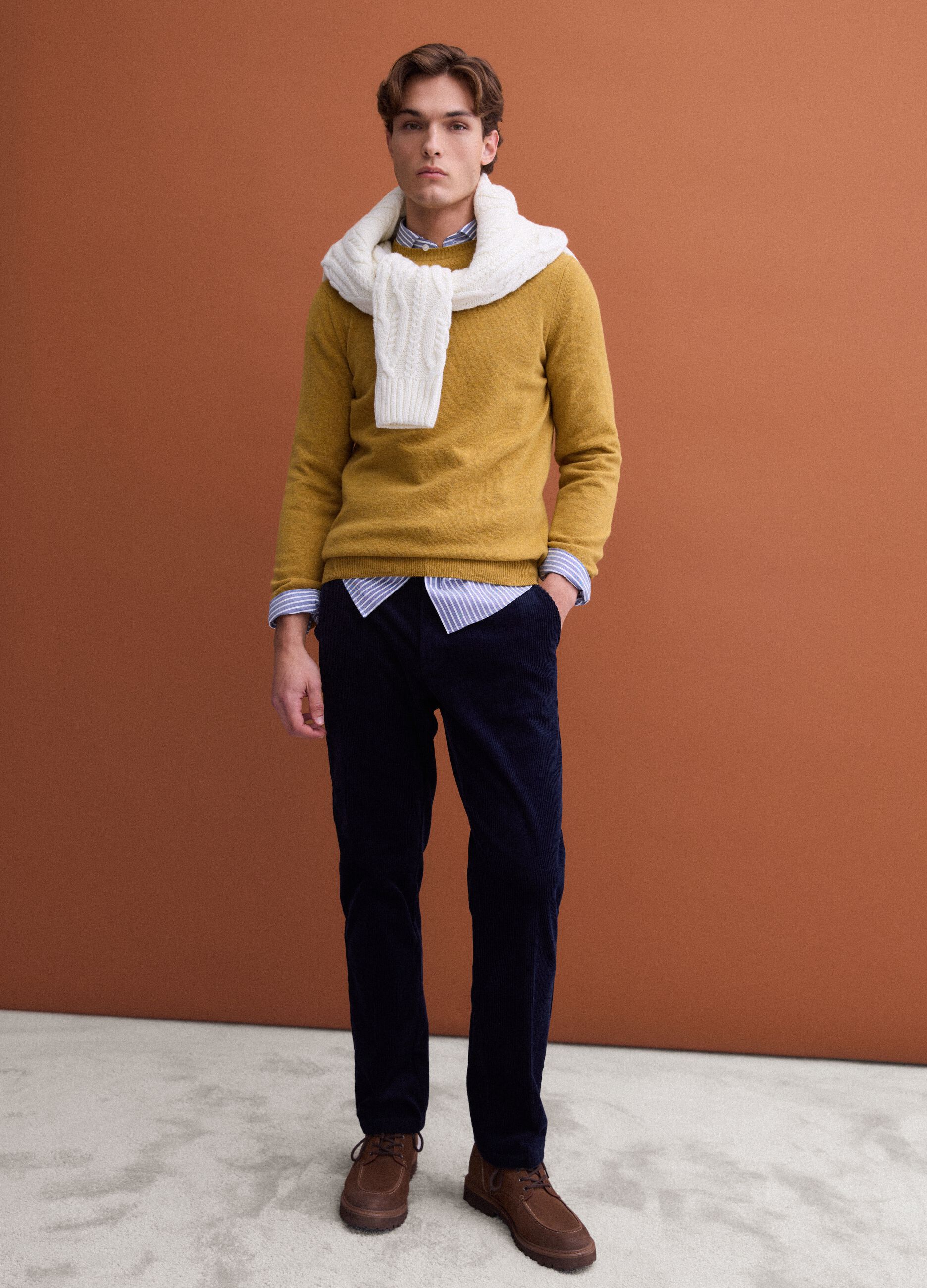 Yellow pure lambswool crew-neck jumper, regular fit