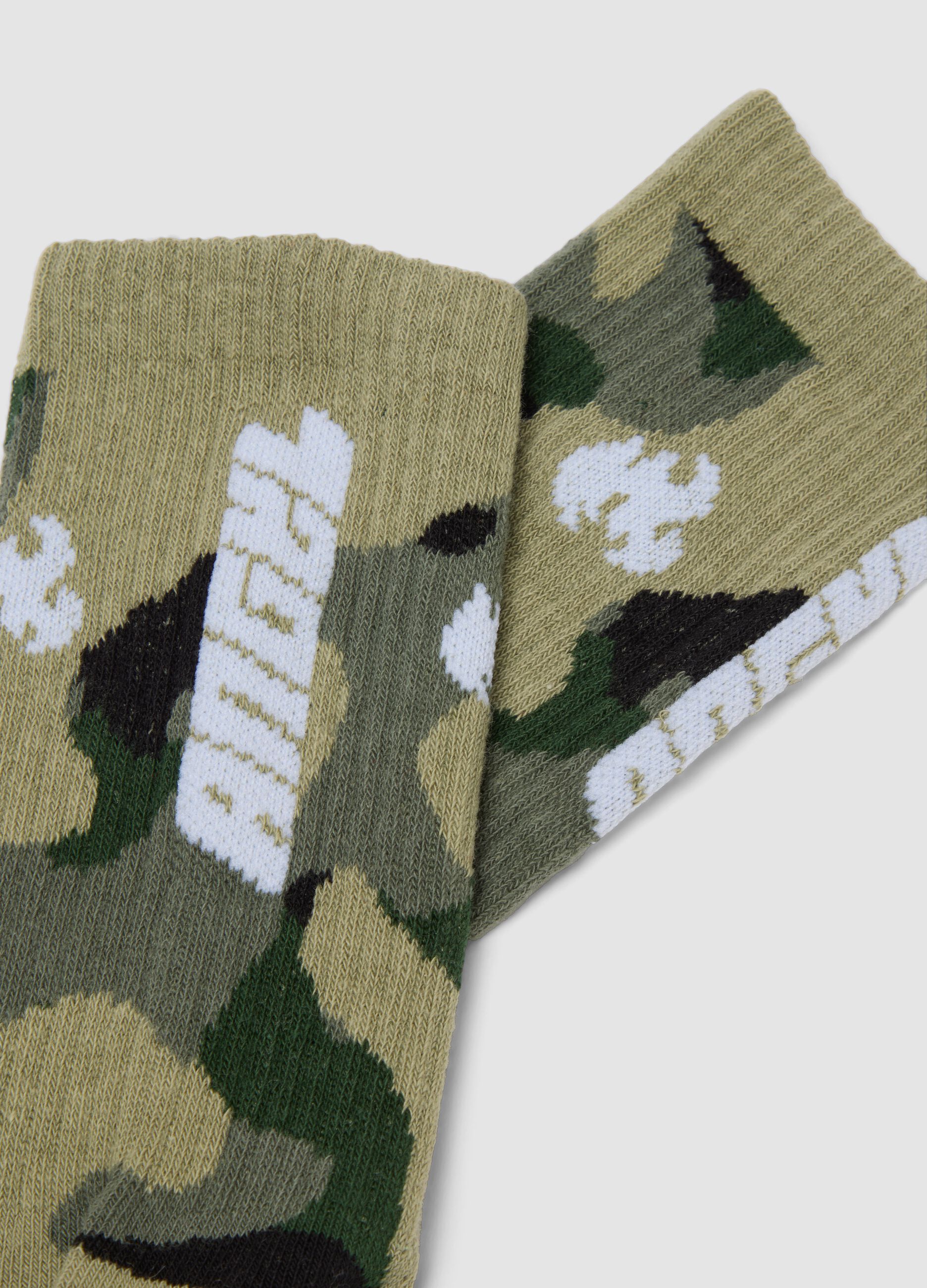 Green camouflage stretch-cotton sports socks