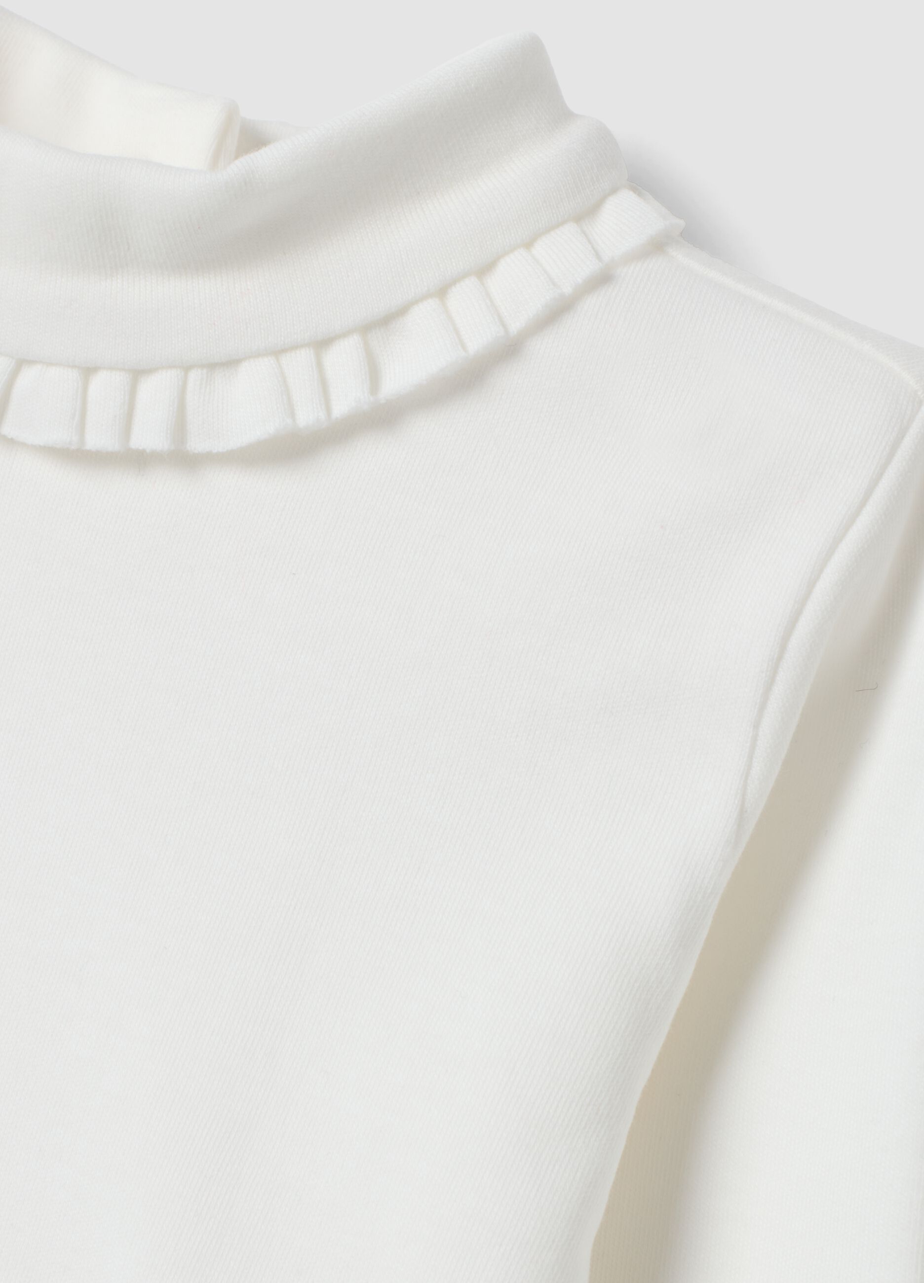 White pure cotton top with high neck and ruffles