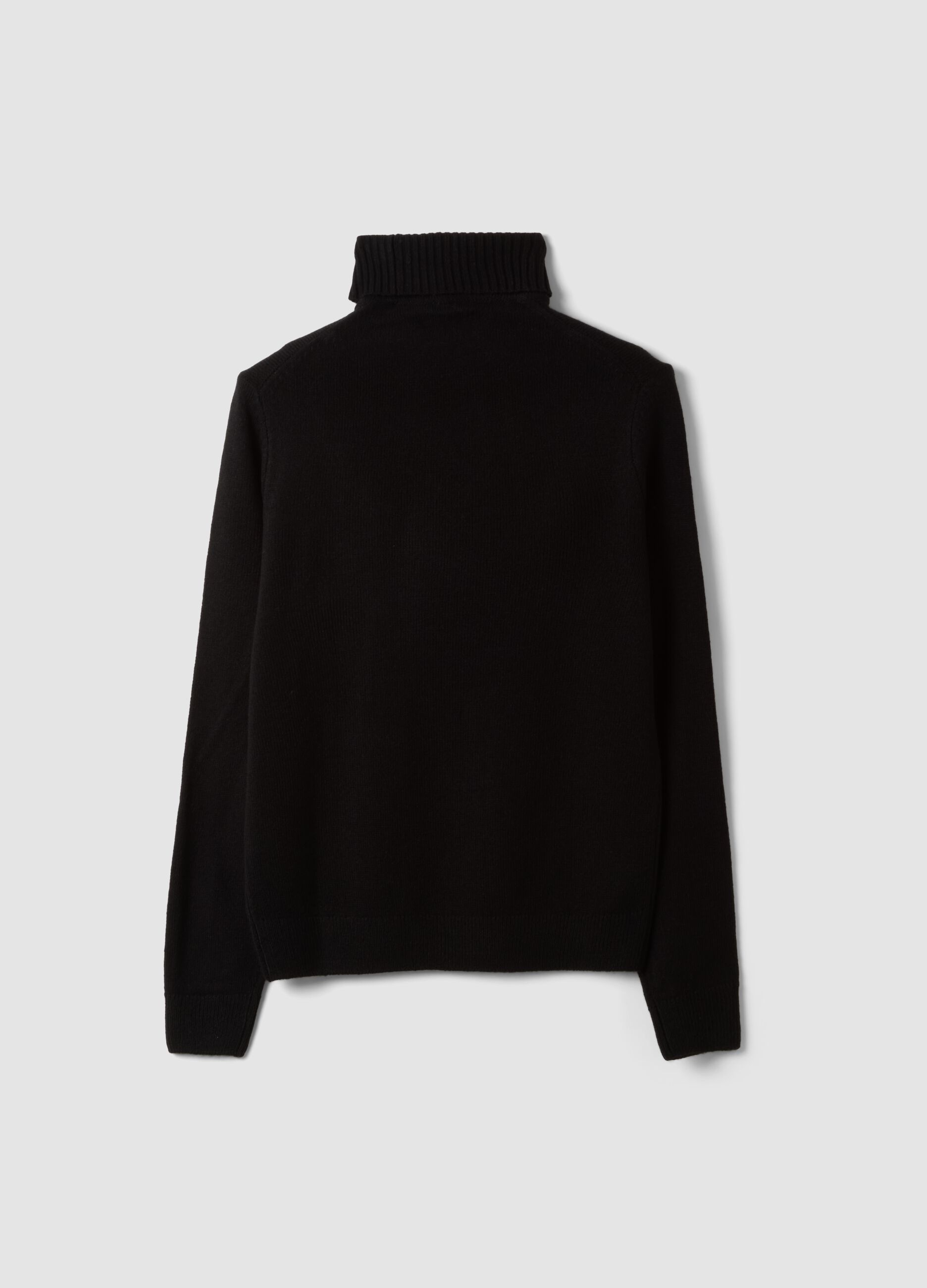 Maglia nera a dolcevita regular fit in jersey knit