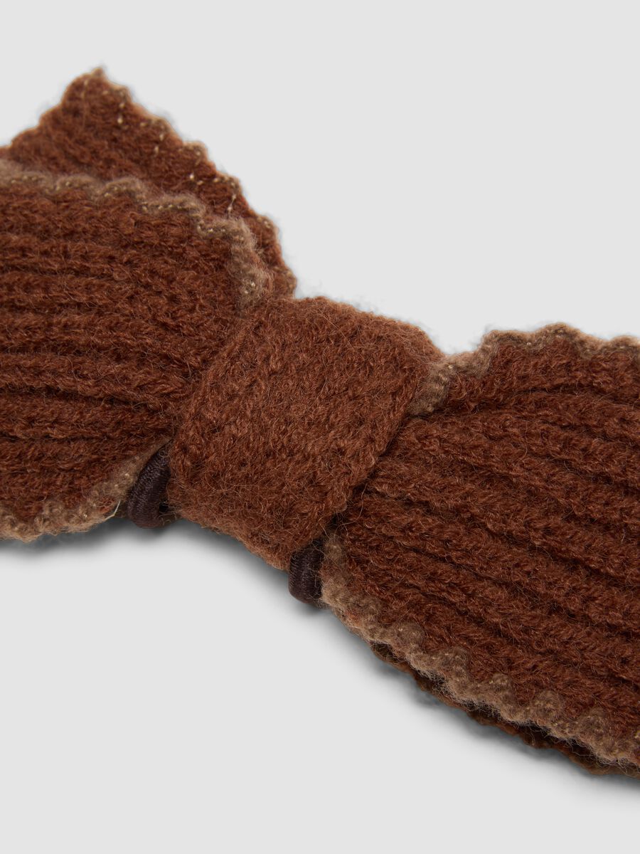 Brown hair tie with ribbed bow_2