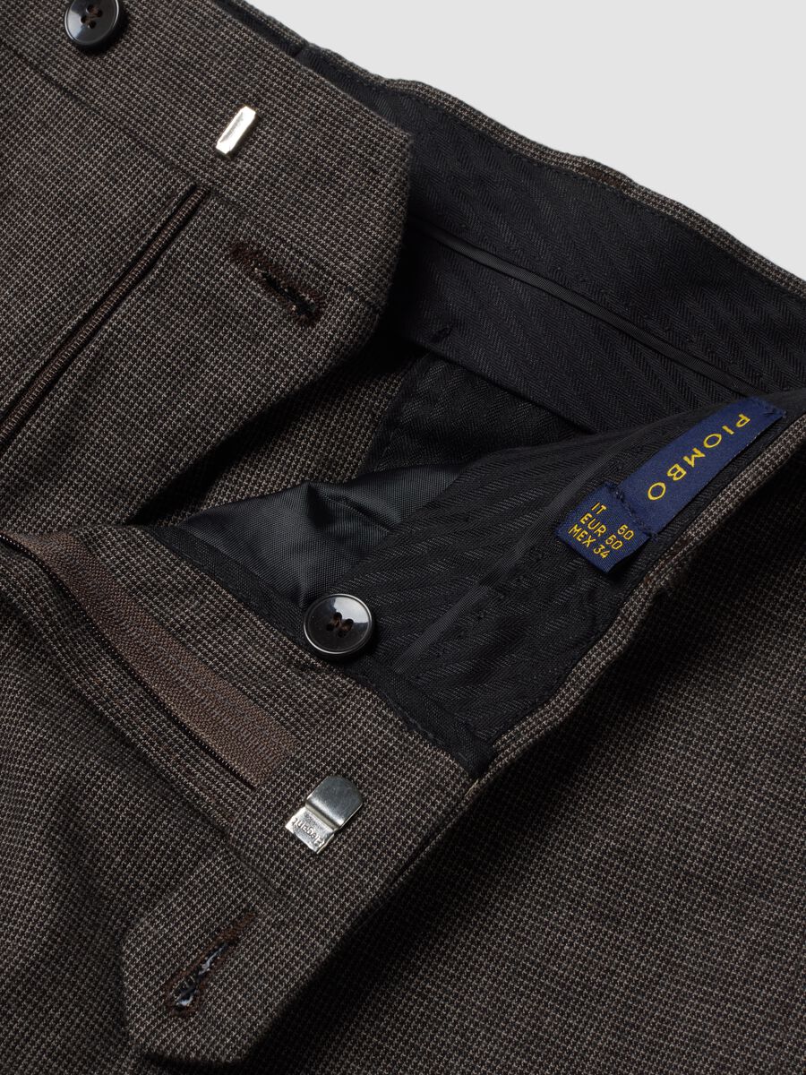 Brown slim-fit formal trousers in stretch cotton_1