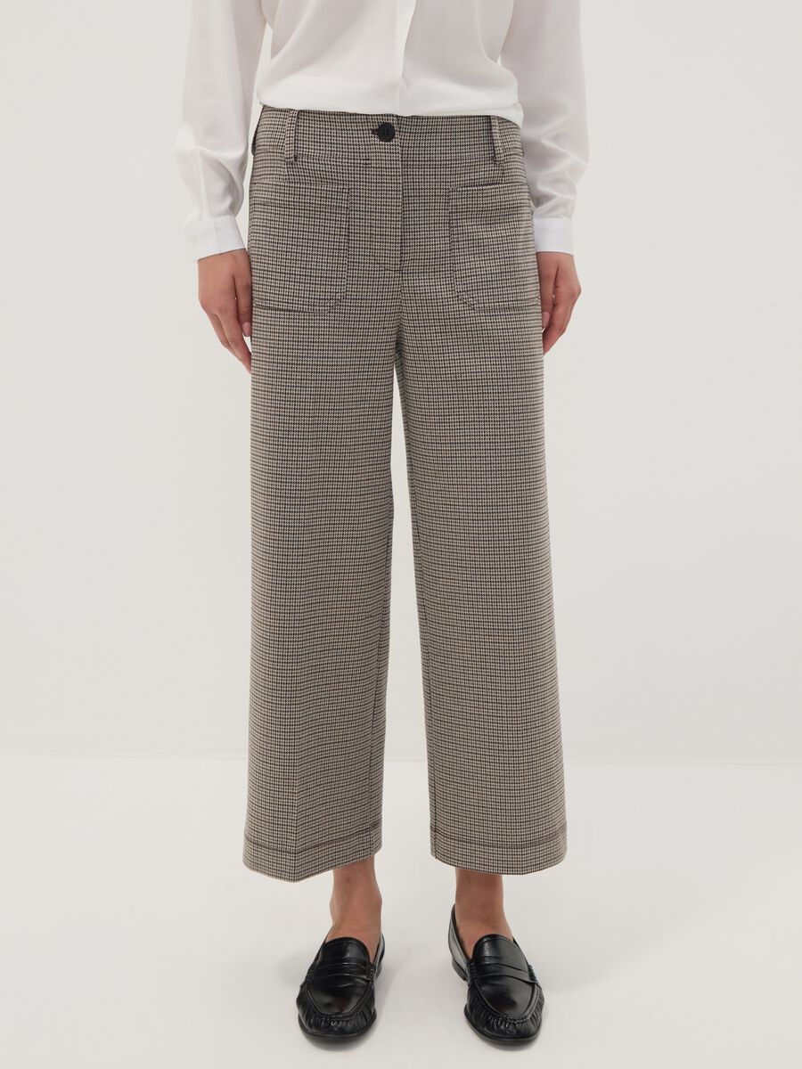 Pantaloni culotte beige in viscosa elasticizzata_1