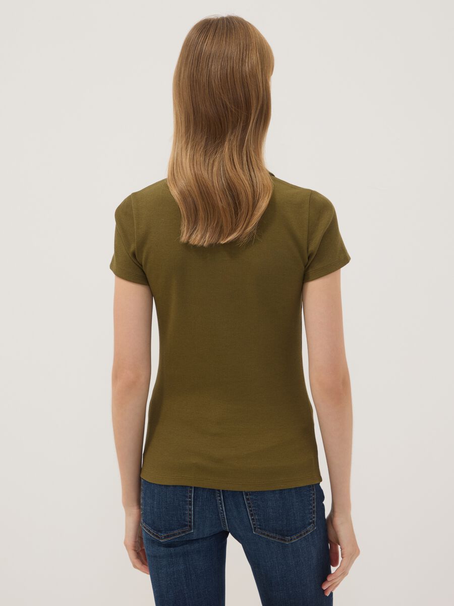 Green stretch cotton V-neck polo shirt with open neckline, regular fit_3