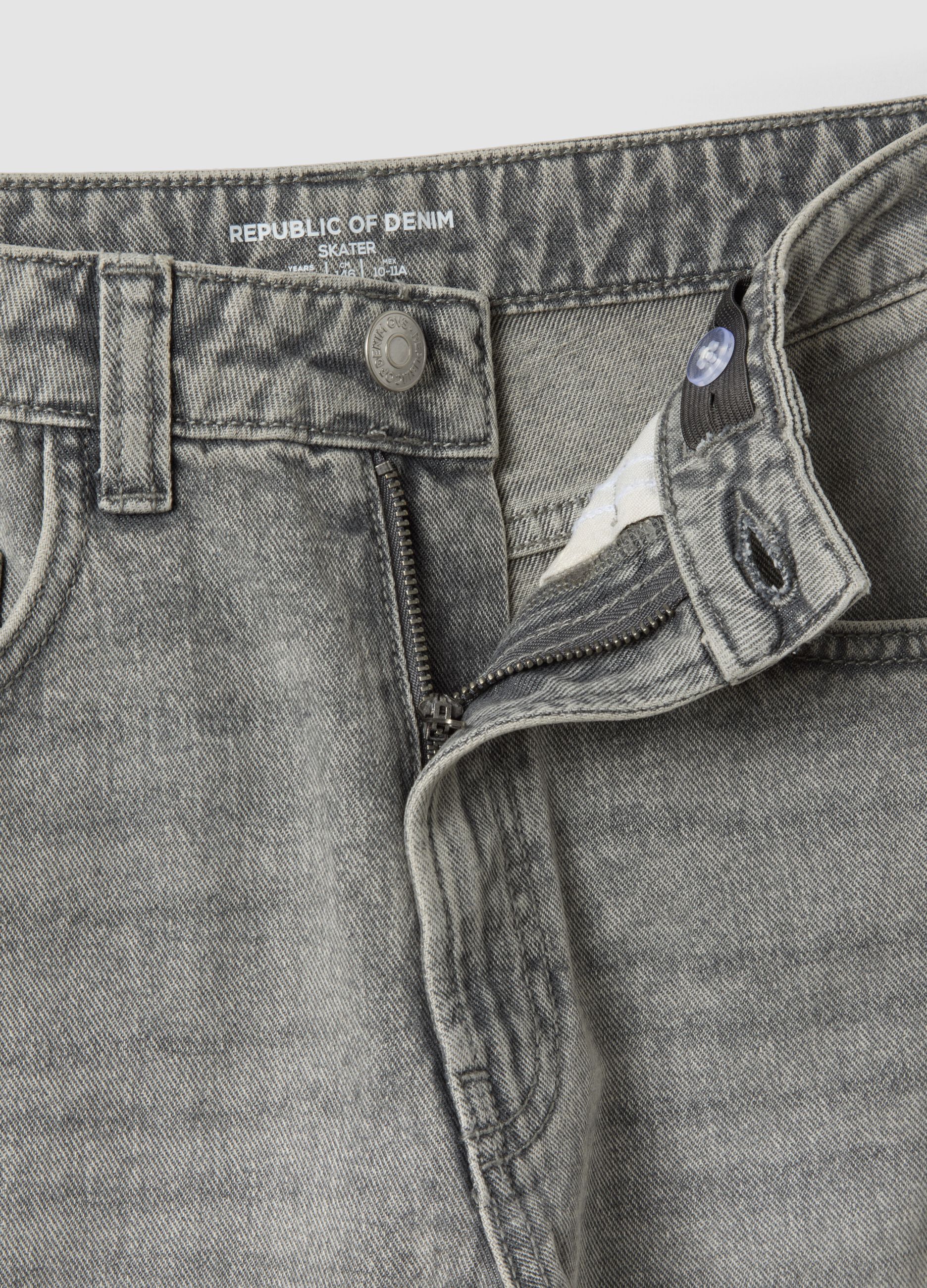 Jeans grigi in puro cotone skater fit