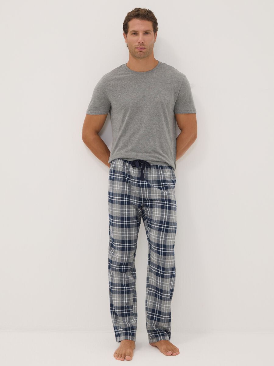 Blue and grey checked organic cotton flannel pyjama trousers_0