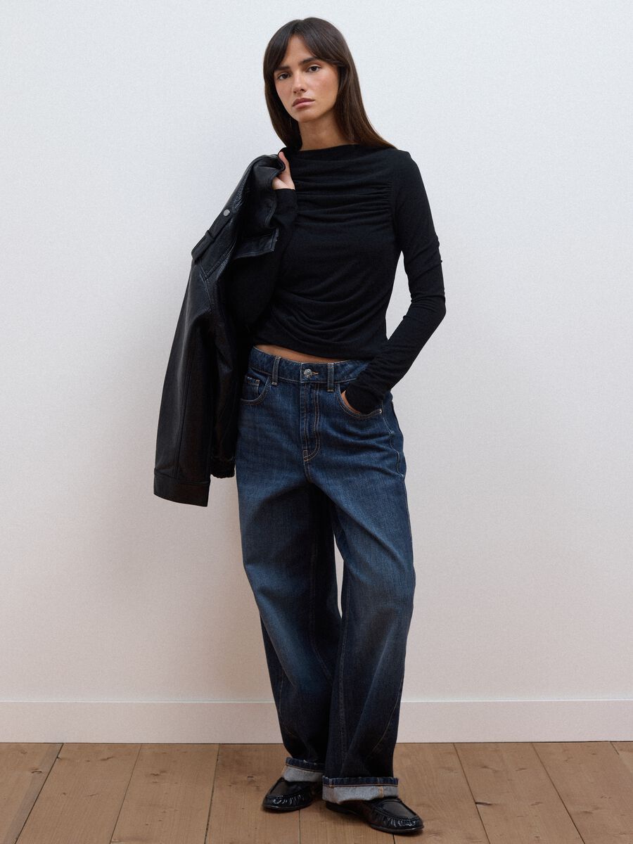 Black stretch viscose, silk and wool T-shirt with draping_2