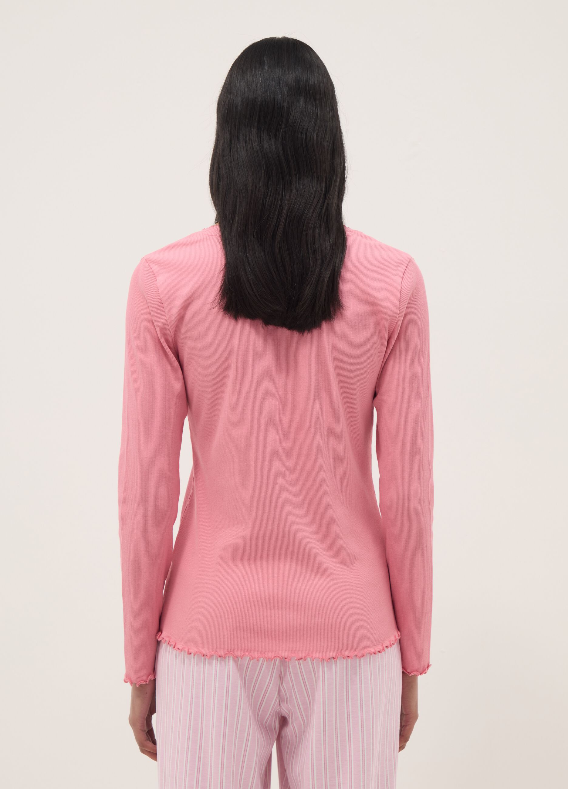 Pure cotton pink pyjama top with serafino neckline, regular fit