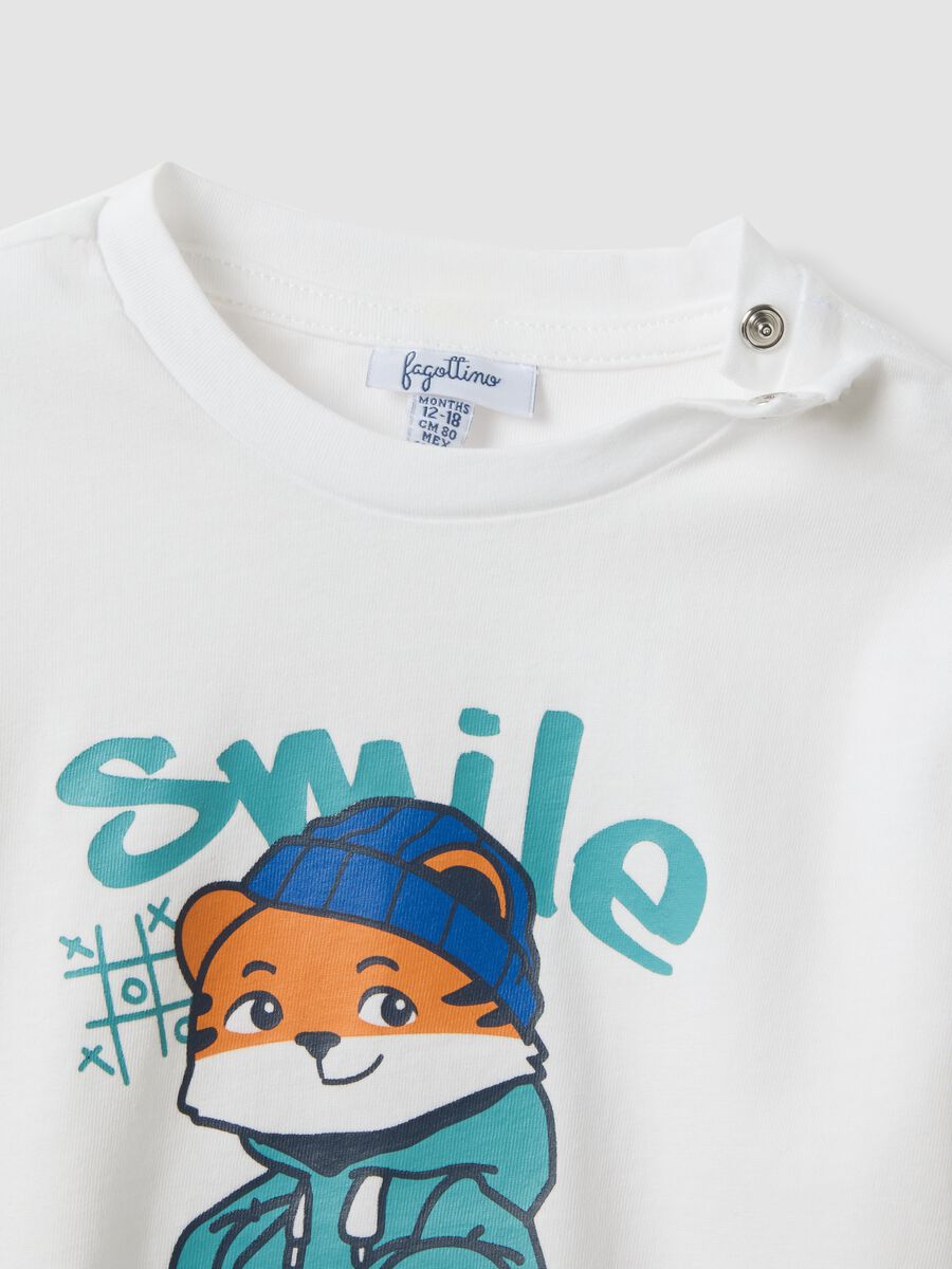 White oversized T-shirt in pure organic cotton with tiger print for boys_3