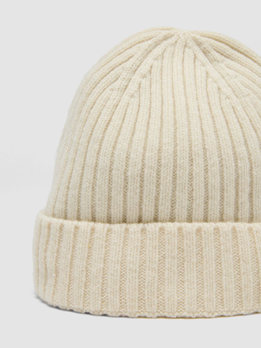 Beige pure wool ribbed beanie_2