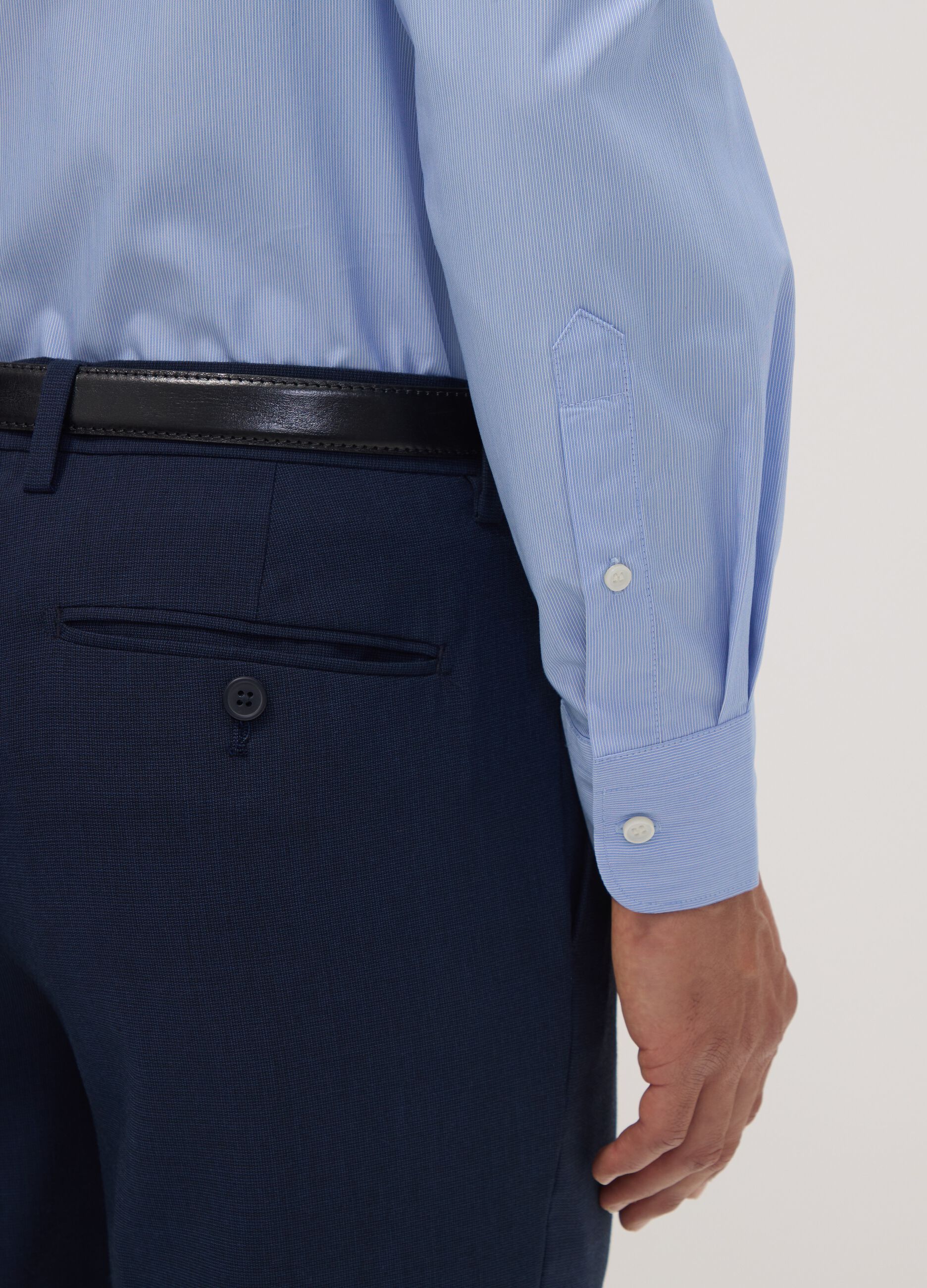 Camicia azzurra e bianca in misto lyocell easy iron regular fit