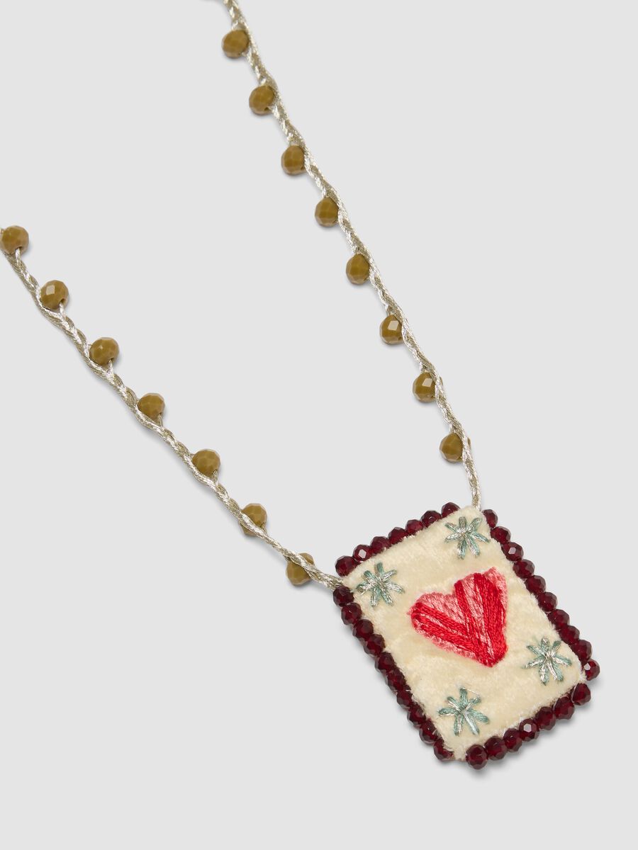 Green necklace with embroidered heart pendant_1