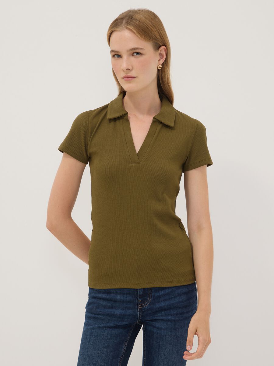 Green stretch cotton V-neck polo shirt with open neckline, regular fit_1