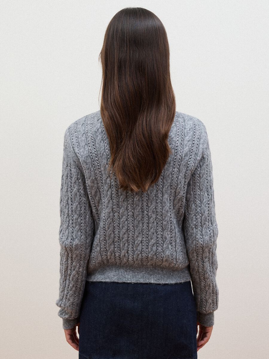 Grey crew-neck cable-knit wool-blend jumper, regular fit_3