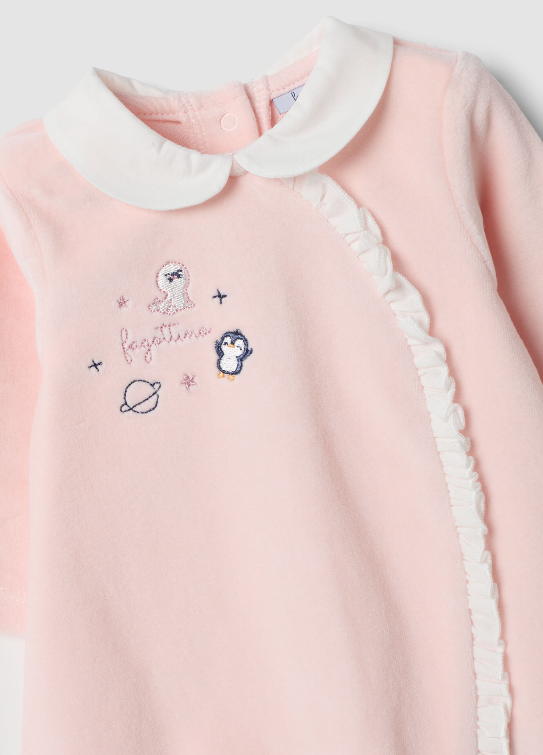 Tutina rosa in misto cotone organico con colletto bianco