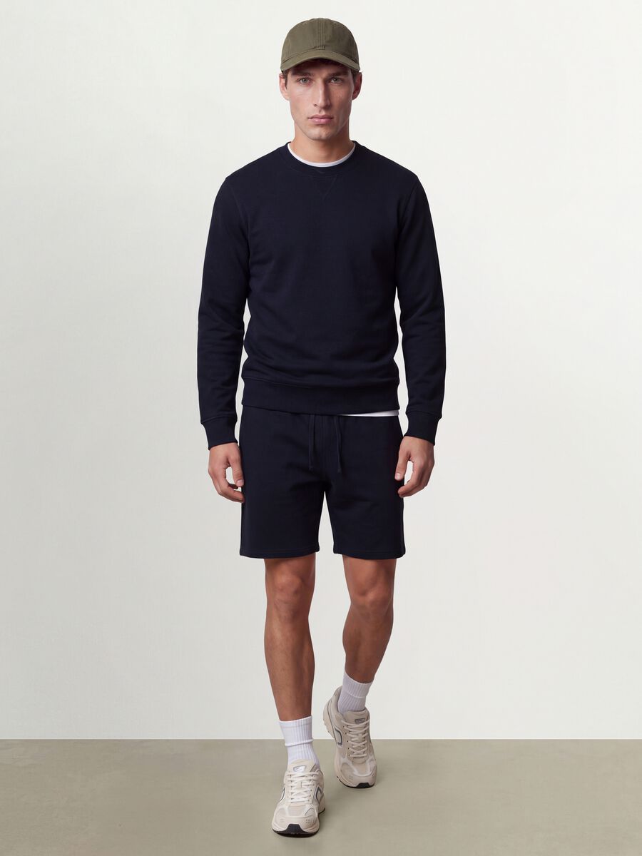 Navy cotton-blend shorts with elasticated waistband, regular fit_0