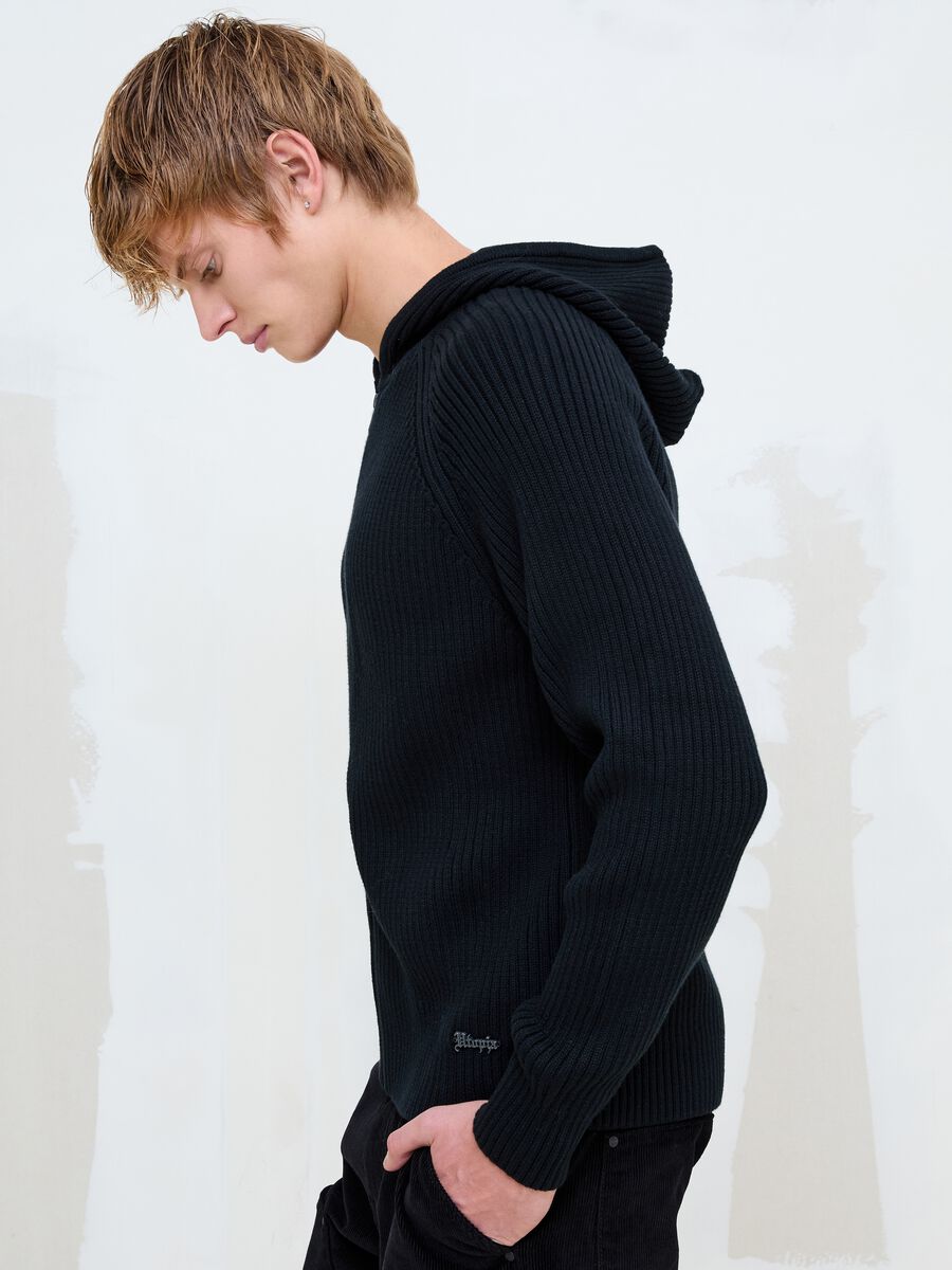 Black Ribbed Knit Hoodie_0