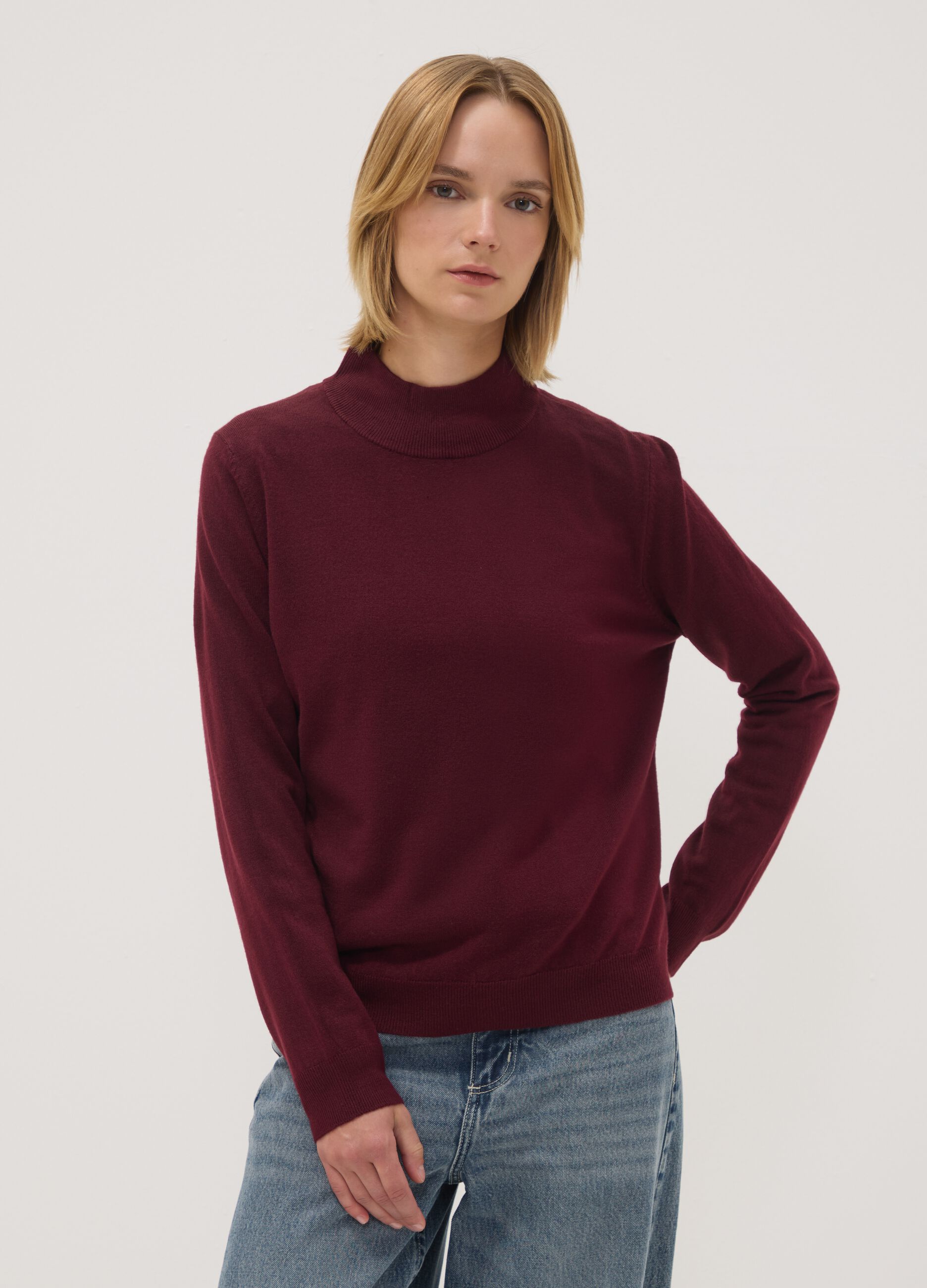 Purple long-sleeved top with high neck, regular fit