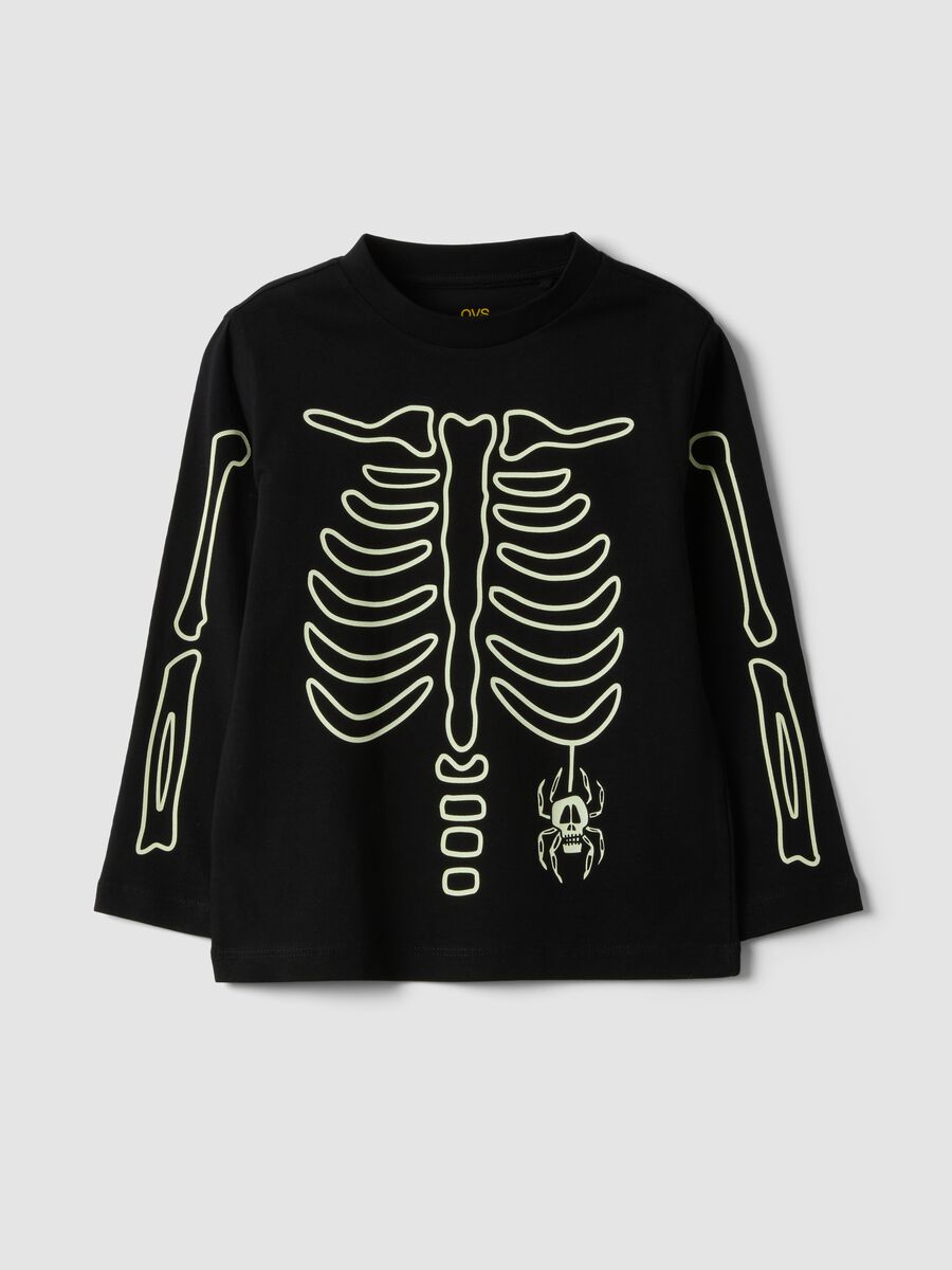 T-shirt nera in puro cotone con girocollo e stampa scheletro_4
