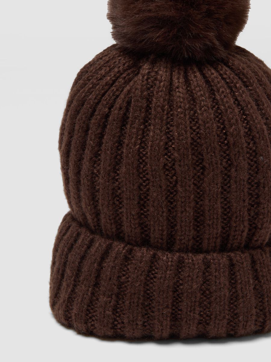 Dark brown ribbed beanie with pom‑pom_2