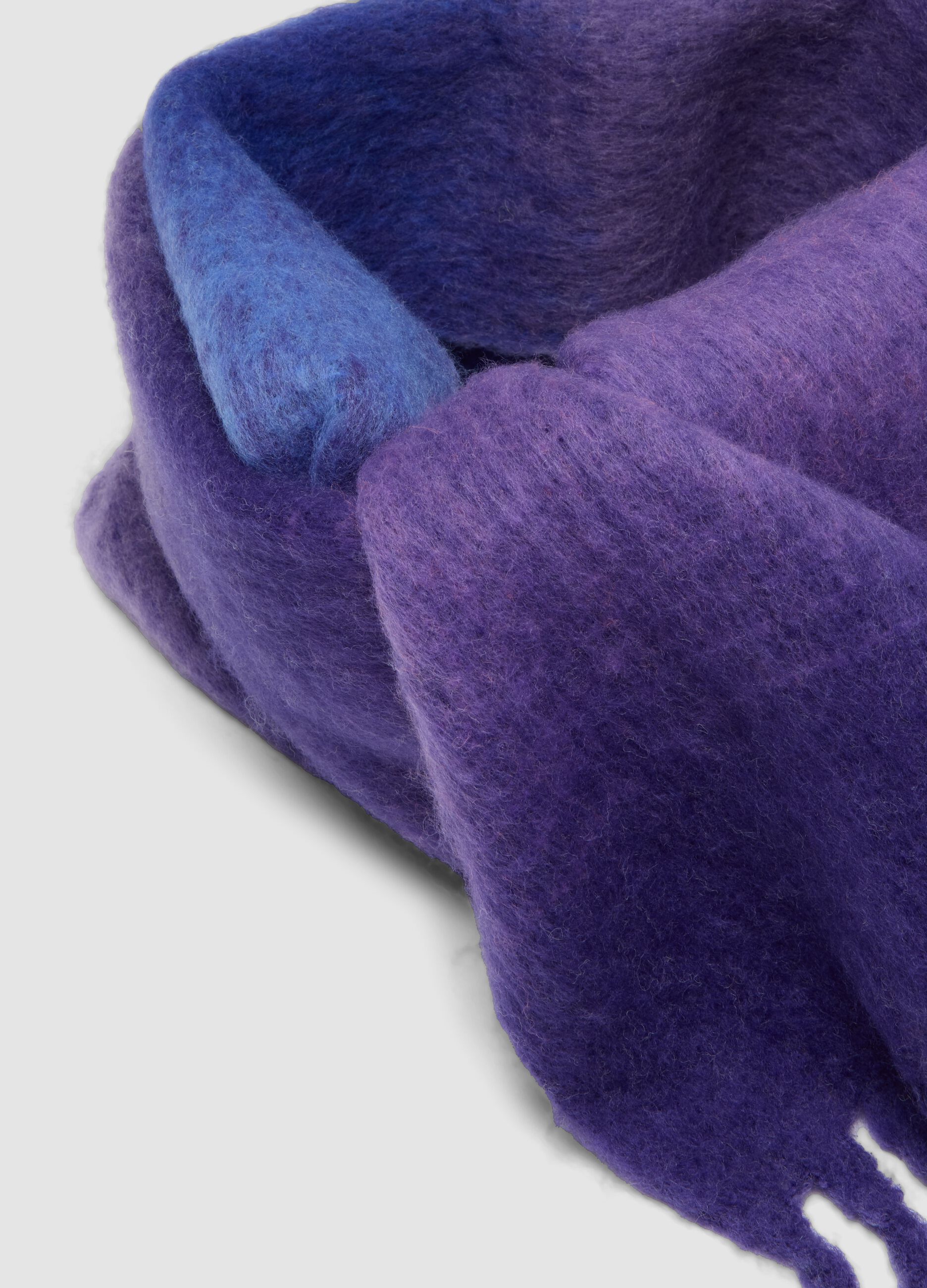 Purple wool-blend scarf with fringes
