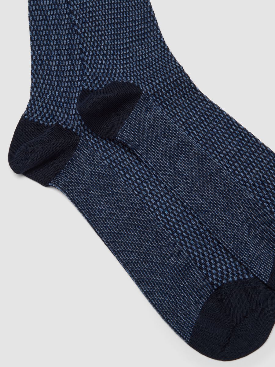 Blue long socks in stretch cotton_2