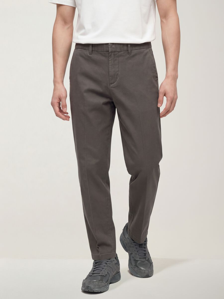 Grey regular tapered-fit stretch cotton twill chinos_1