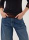 T-shirt nera in viscosa elasticizzata con girocollo slim fit_2