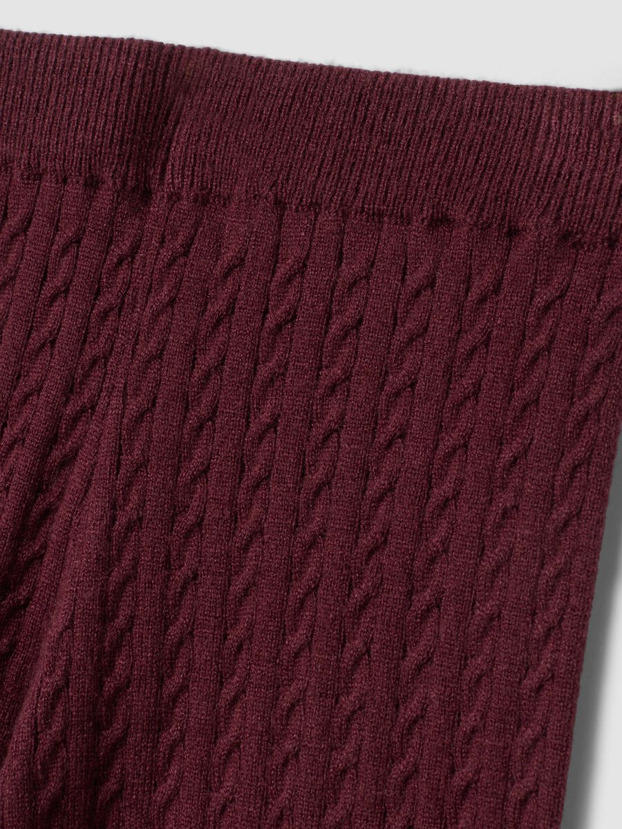 Plum purple flared leggings with cable-knit pattern_2