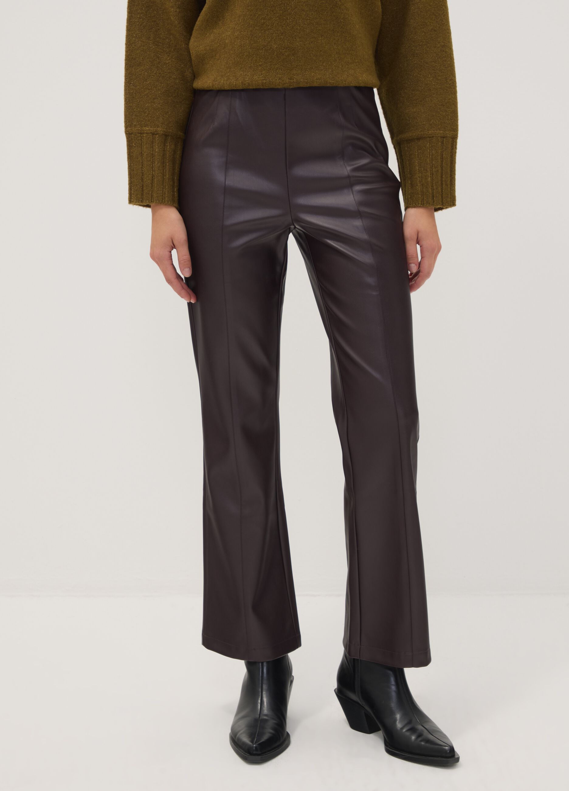 Leggings marroni flare con vita regular ed elastico