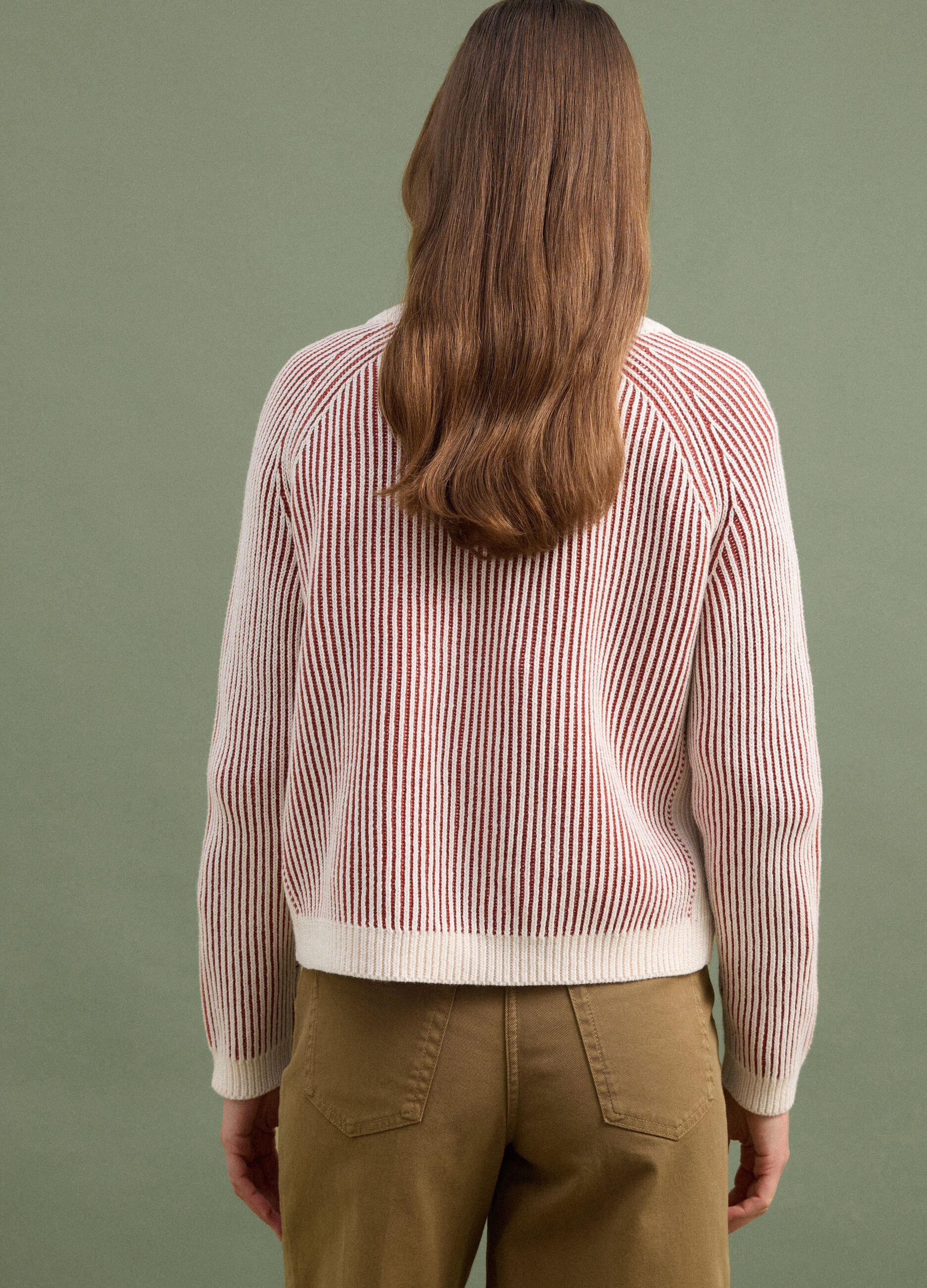 Cardigan bianco in puro cotone a coste con girocollo