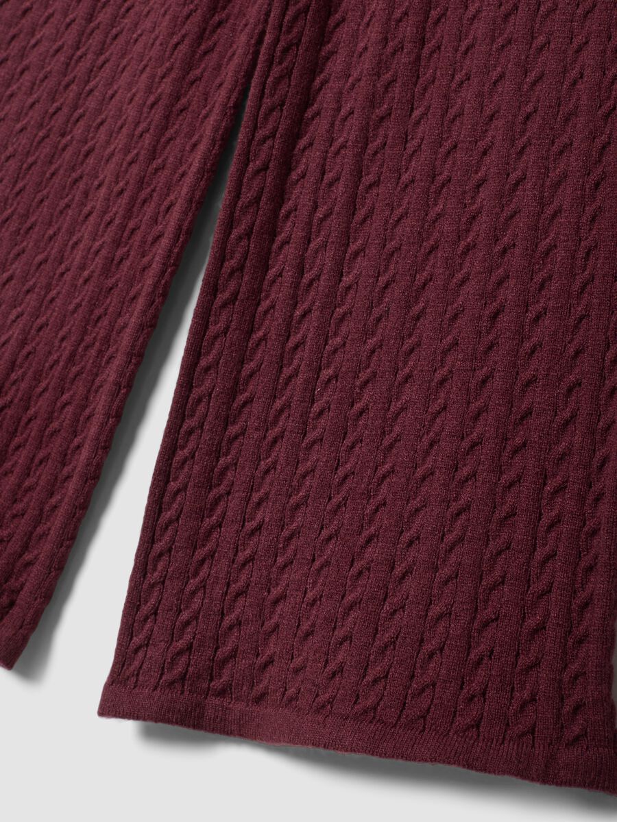 Plum purple flared leggings with cable-knit pattern_3
