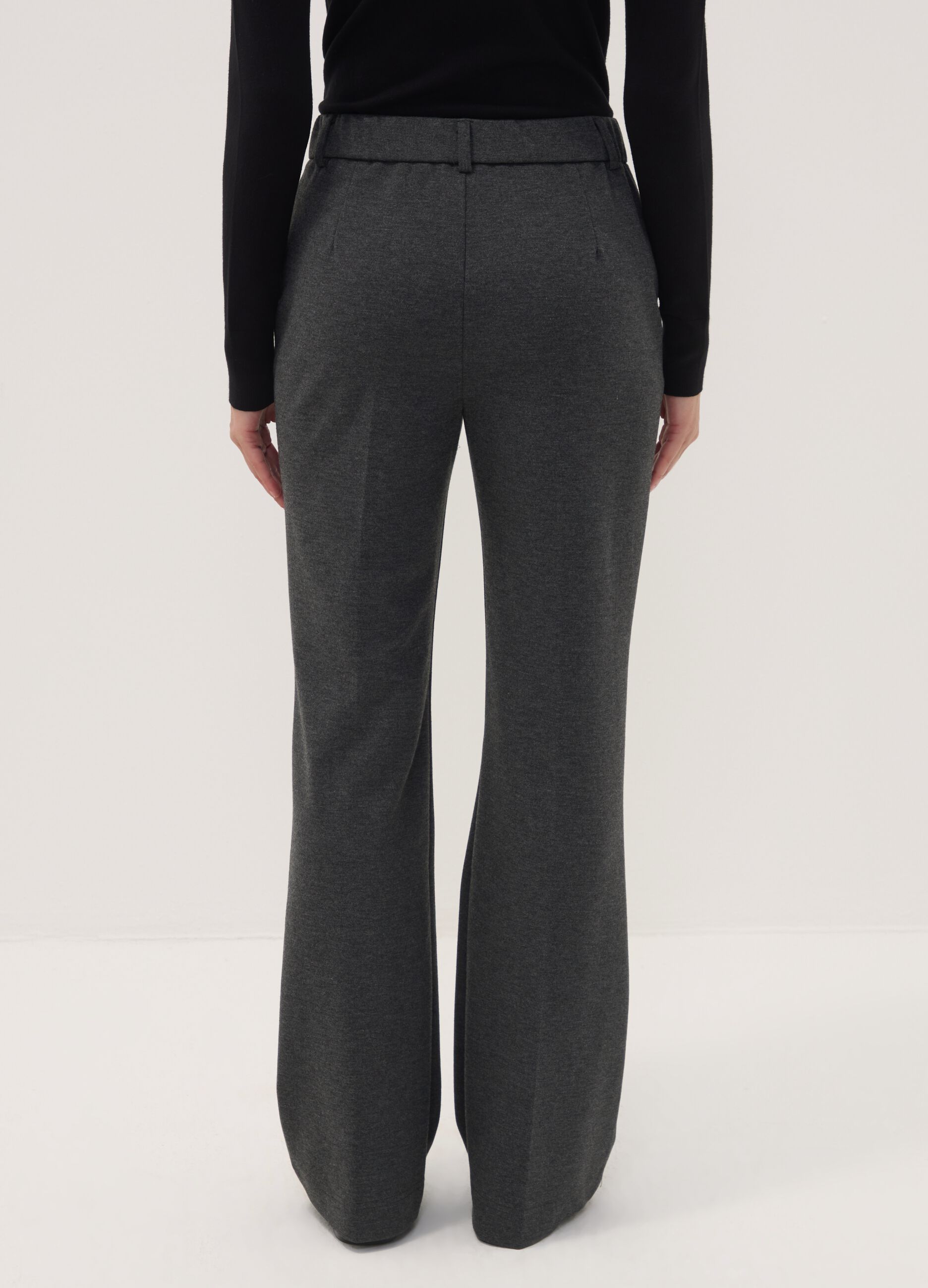 Pantaloni grigi in viscosa elasticizzata straight fit