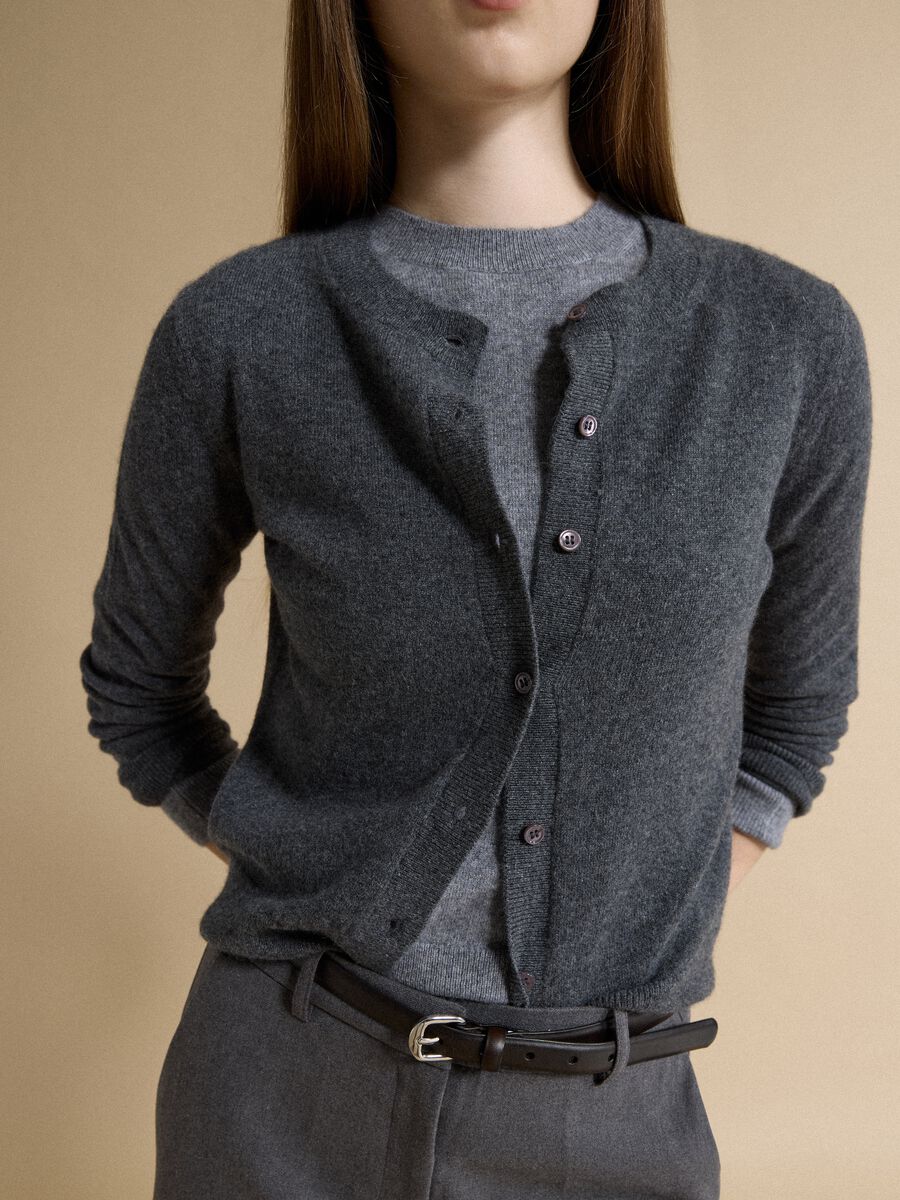 Grey pure cashmere crew-neck cardigan_2