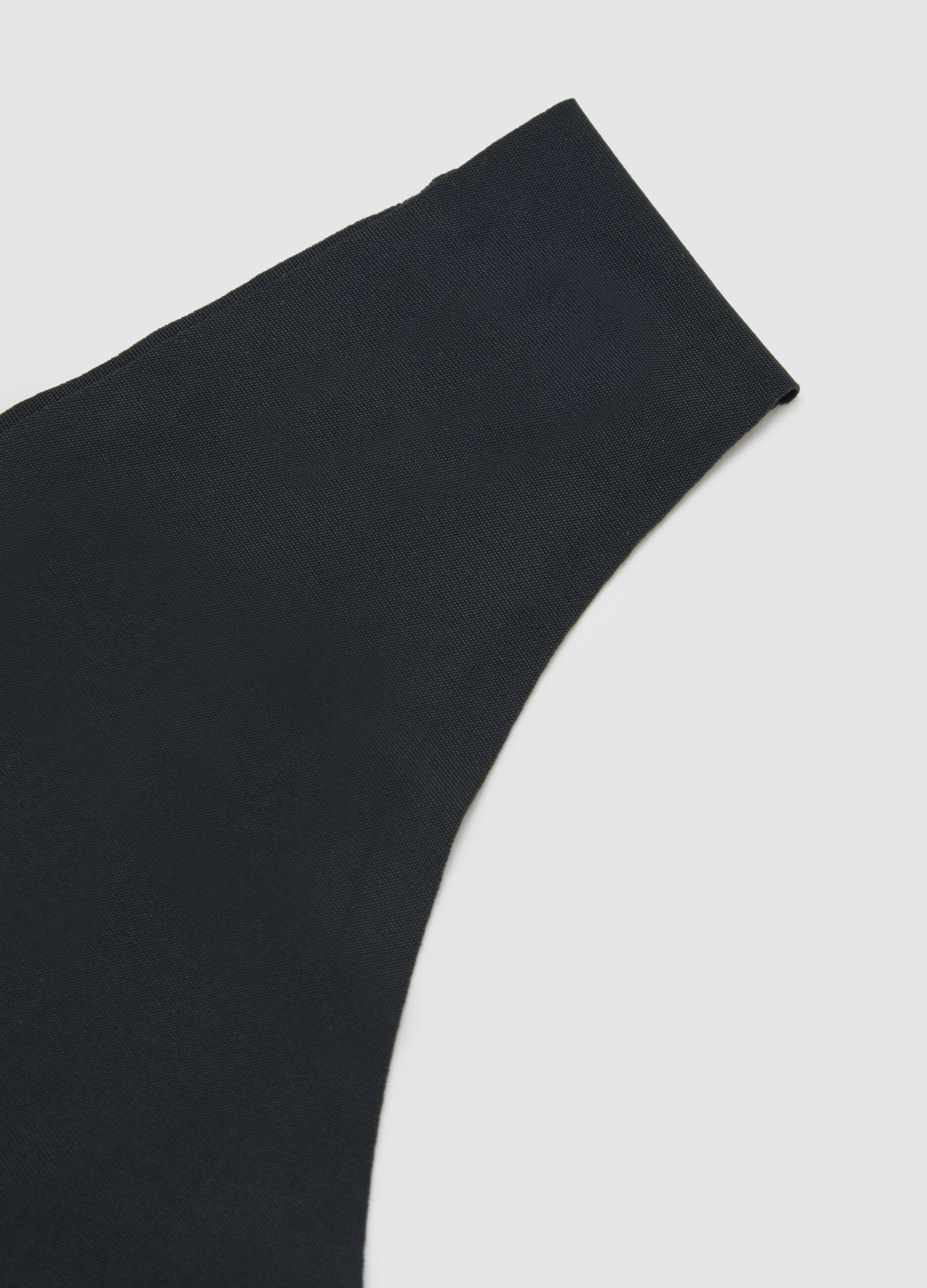 Black stretch blend thong