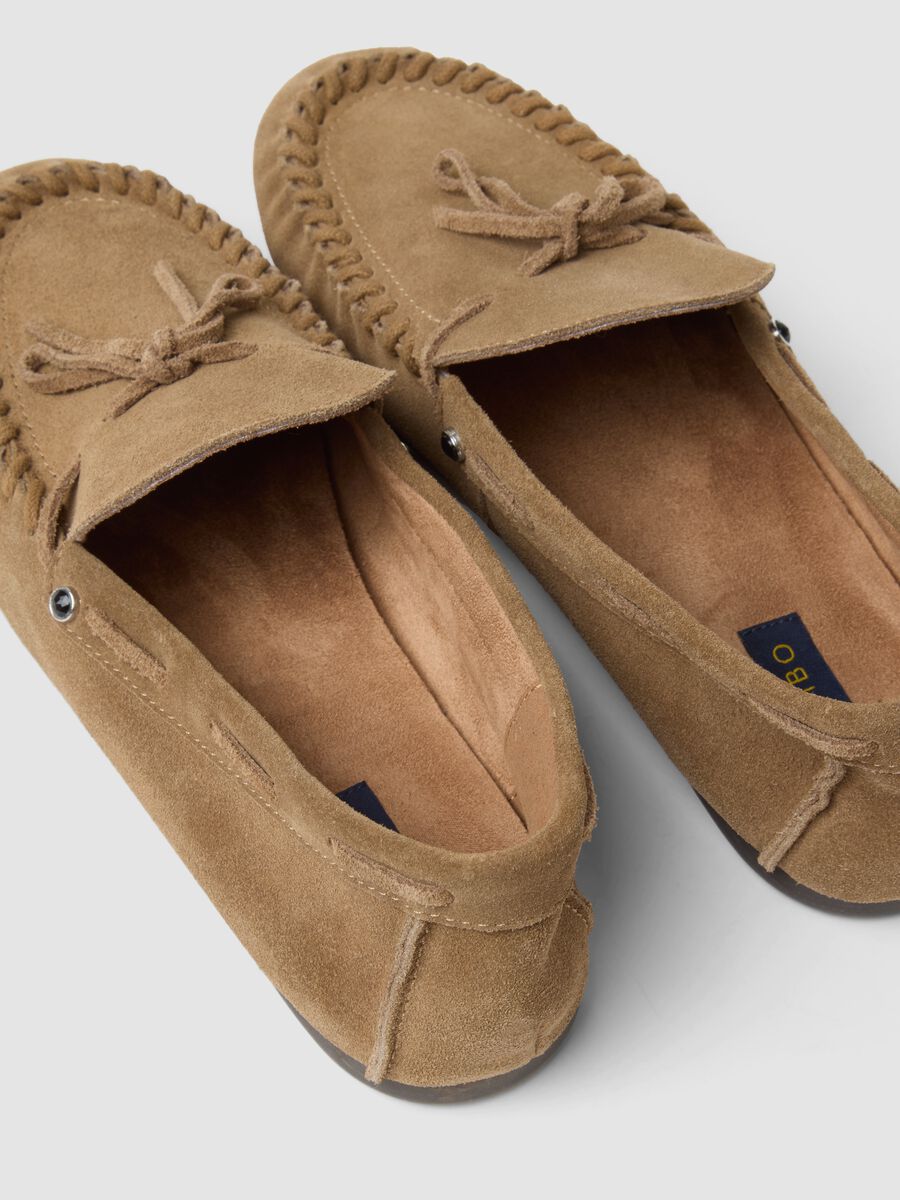 Brown genuine leather loafers with bow_2