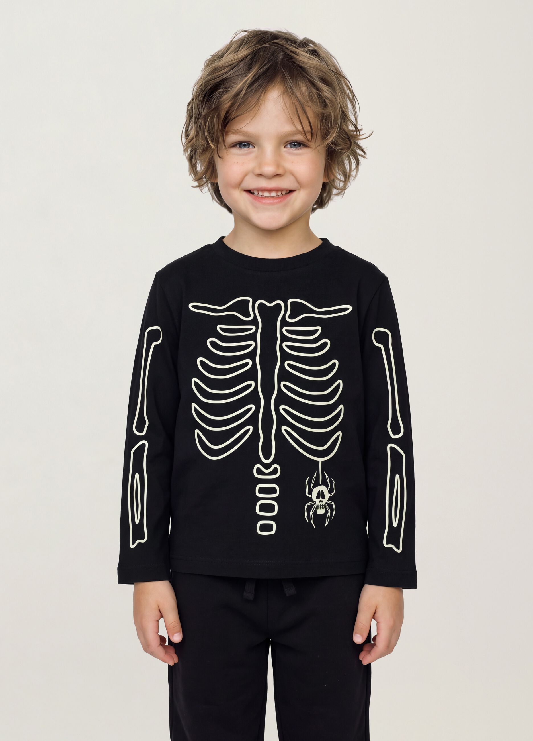 T-shirt nera in puro cotone con girocollo e stampa scheletro