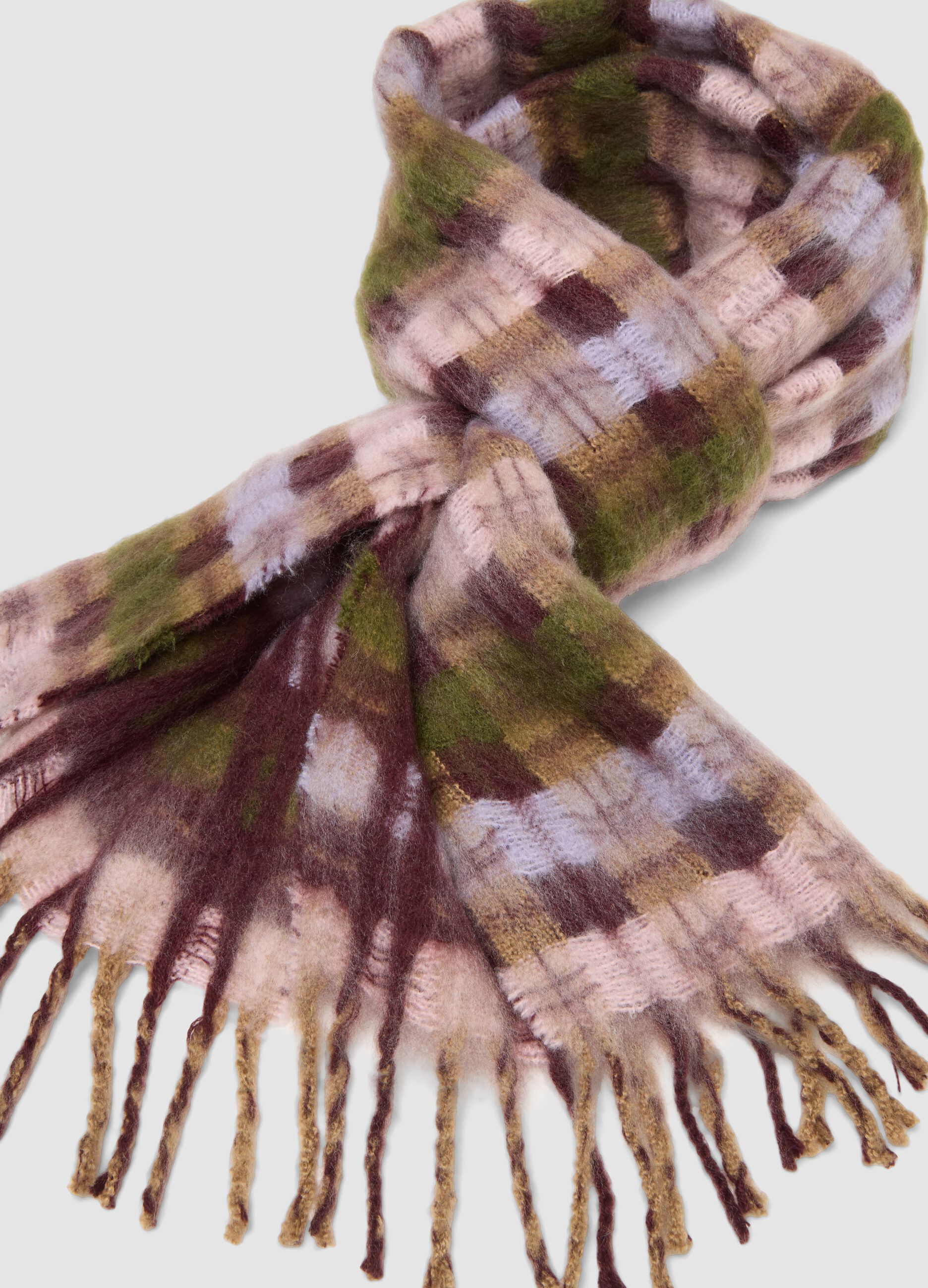 Sciarpa rosa morbida con frange