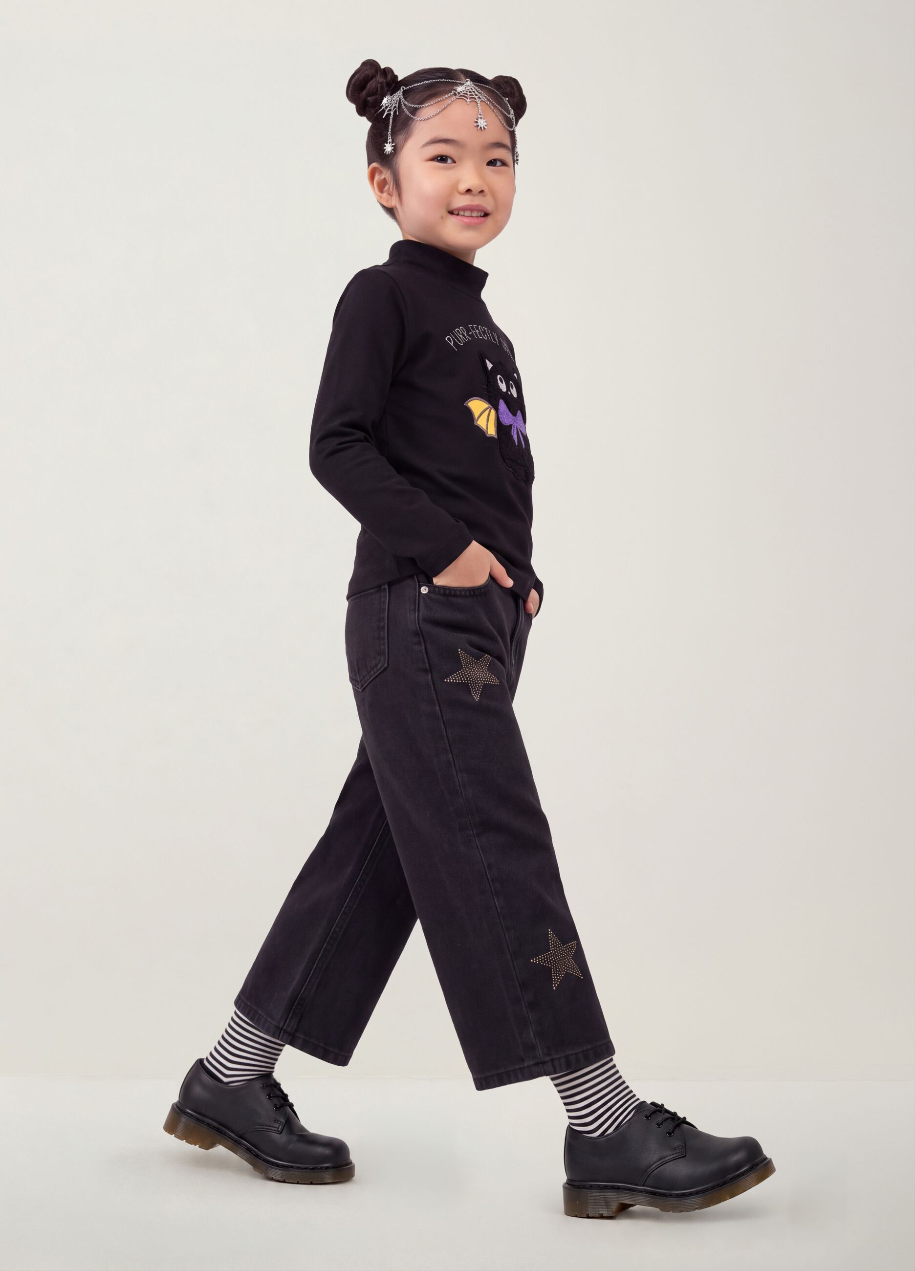 Blue wide-leg pure cotton jeans with star details