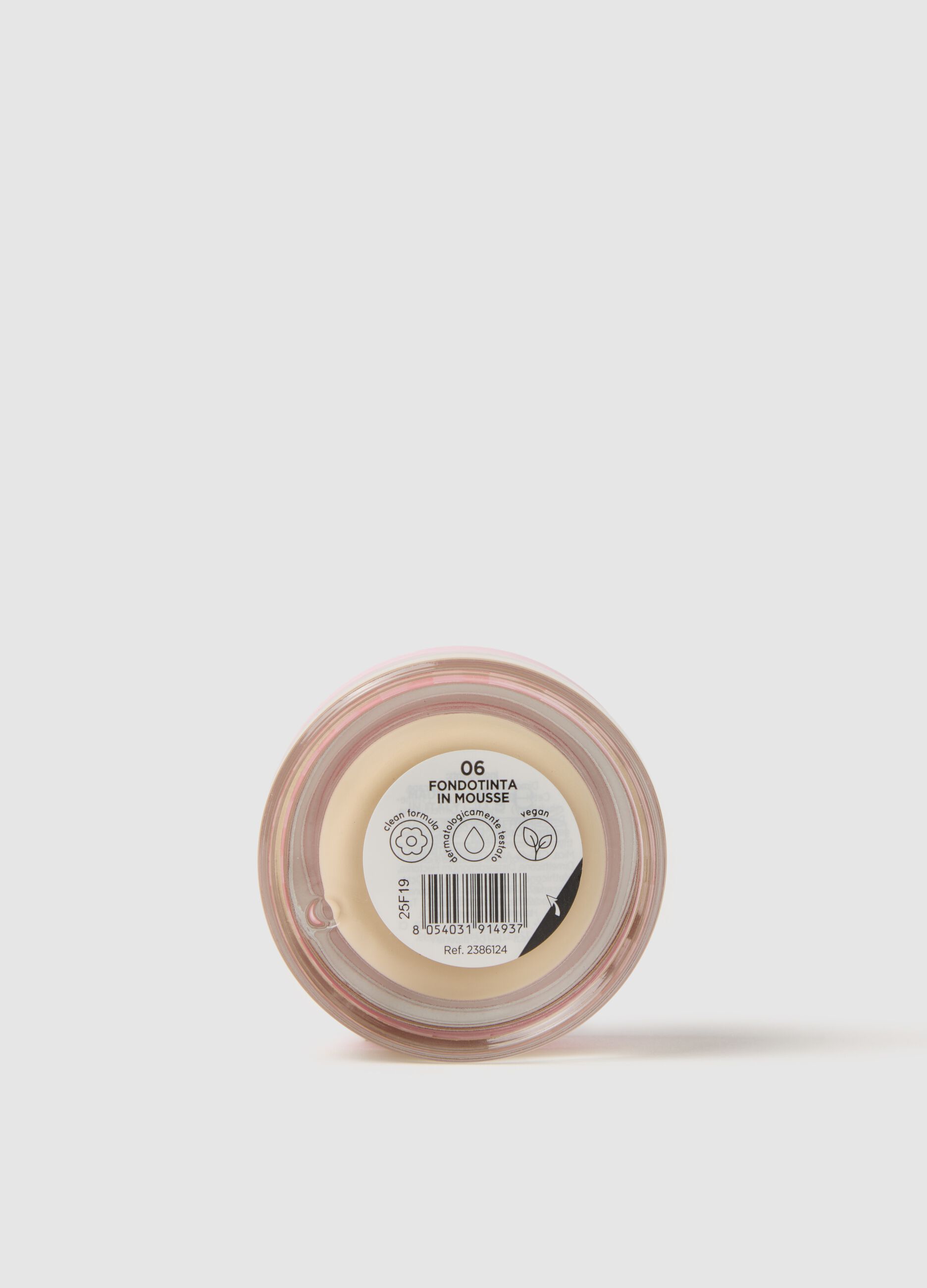 Pink mousse foundation 06